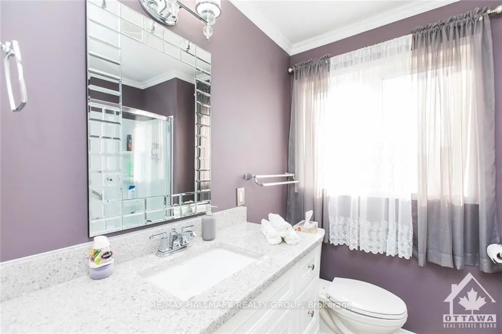 Photo 13 of 617 Wilkie Drive, Ottawa, Fallingbrook/Pineridge — HOMEH
