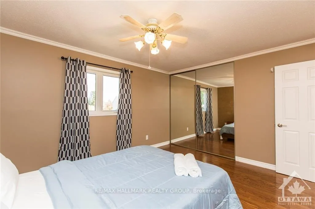Photo 15 of 617 Wilkie Drive, Ottawa, Fallingbrook/Pineridge — HOMEH