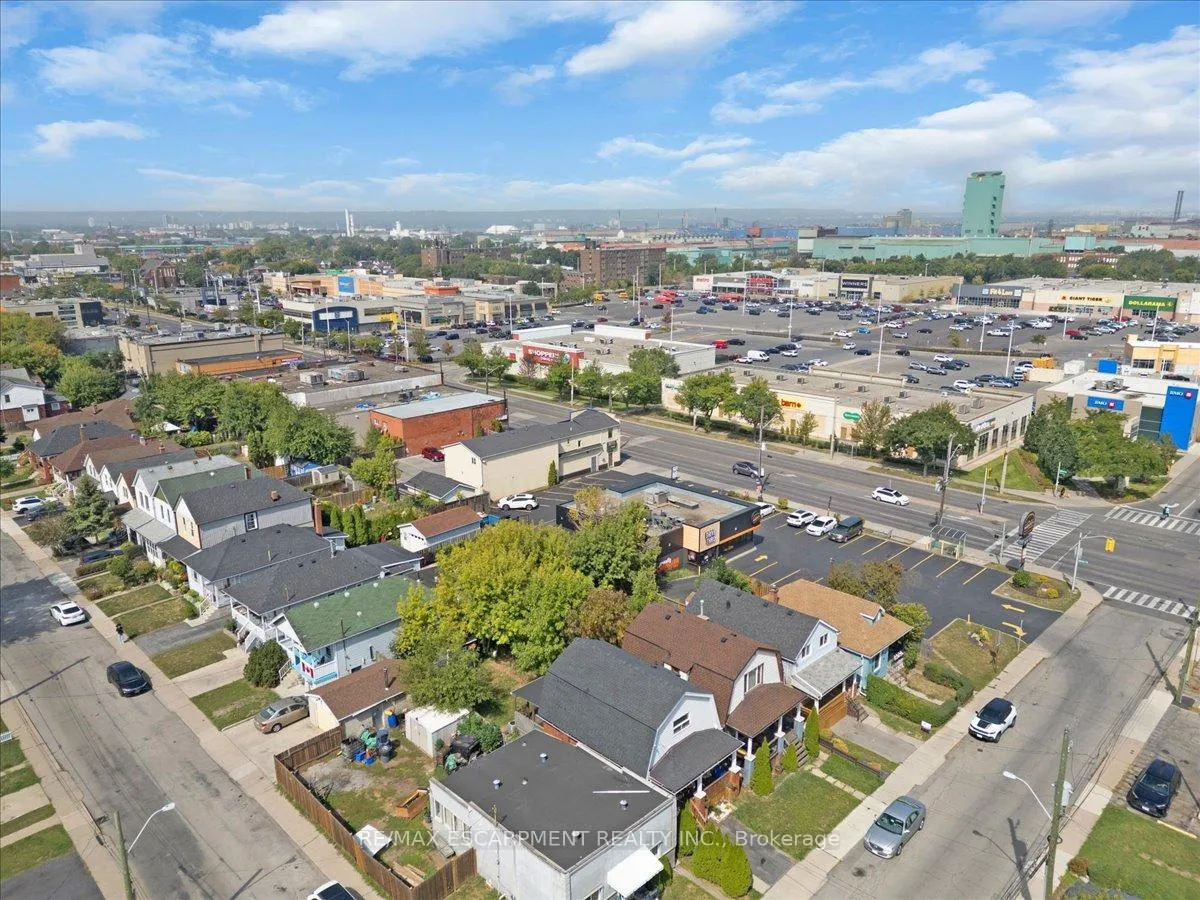 Photo 33 of 133 Frederick Avenue, Hamilton, Crown Point — HOMEH