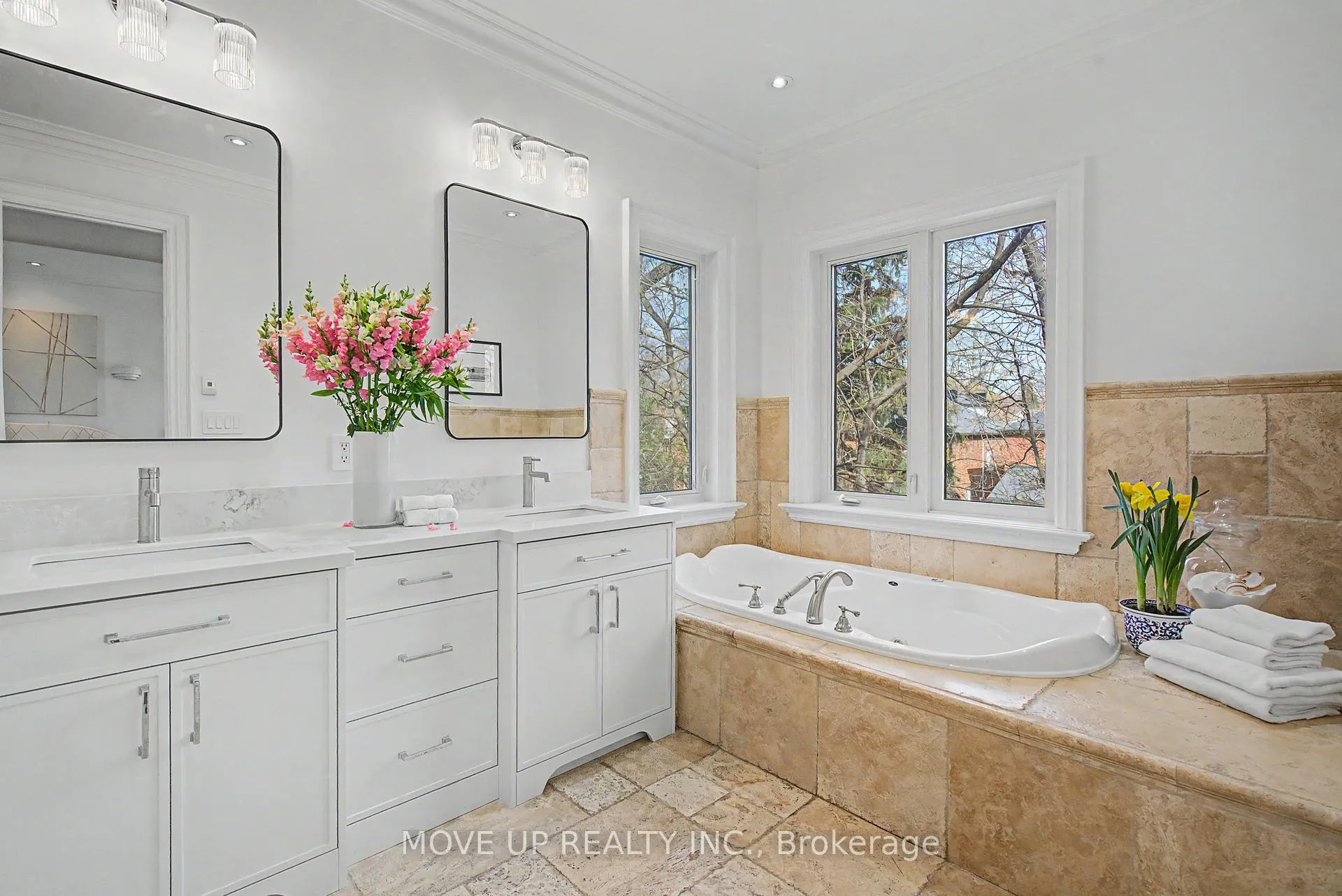 Photo 23 of 226 Glengarry Avenue, Toronto, Lawrence Park North — HOMEH