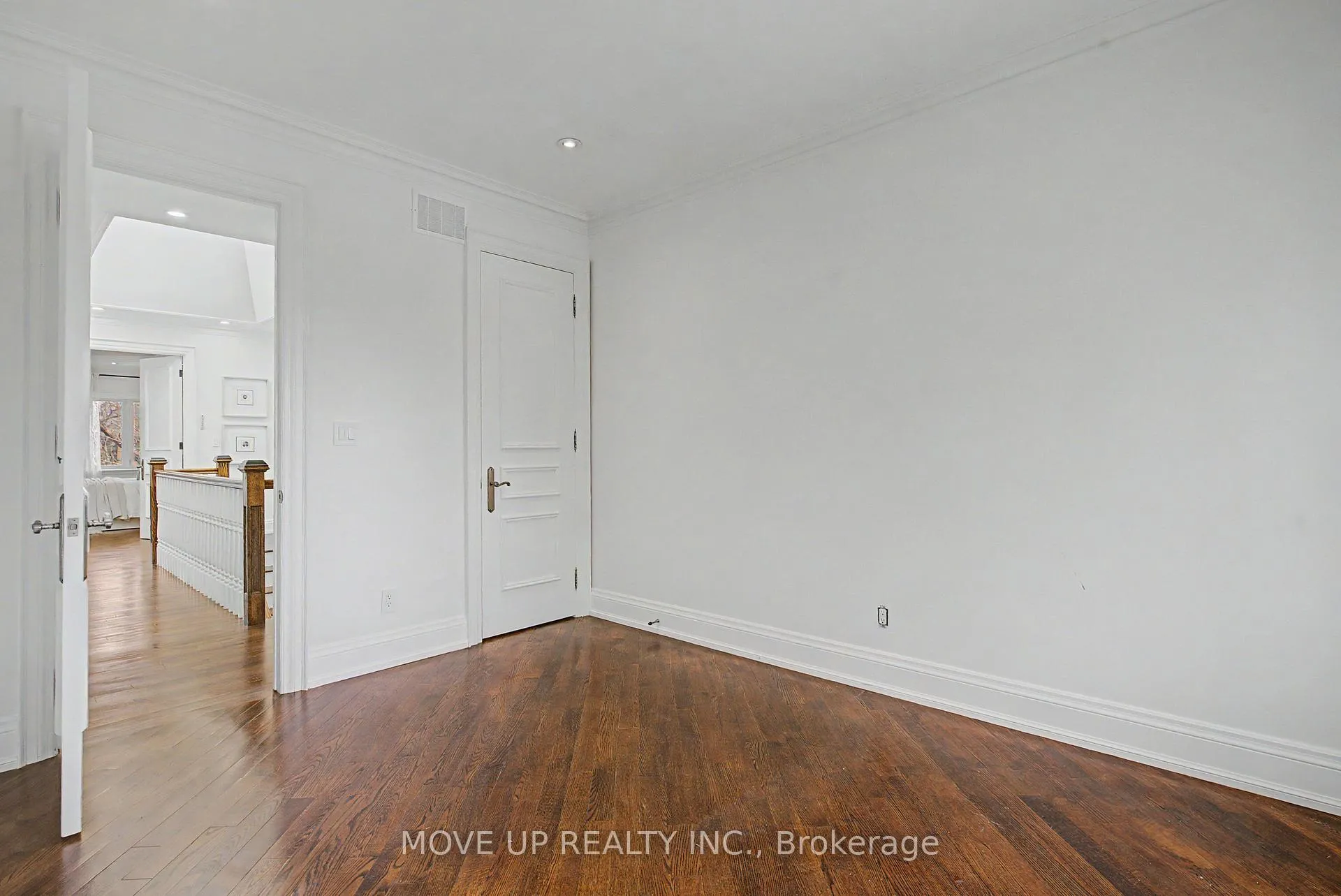 Photo 27 of 226 Glengarry Avenue, Toronto, Lawrence Park North — HOMEH
