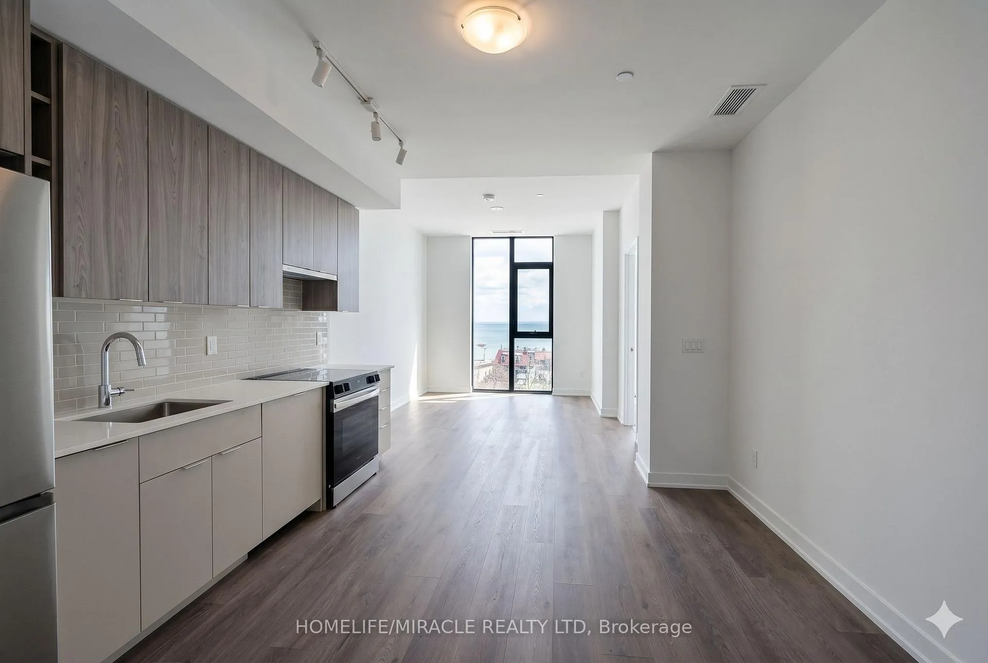 Photo 5 of Unit 413, 2075 Lakeshore Road, Burlington, Brant — HOMEH