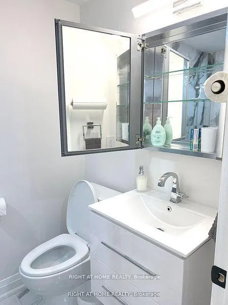 Photo 16 of Unit Lower L, 115 Bonny Meadows Drive, Aurora, Aurora Highlands — HOMEH