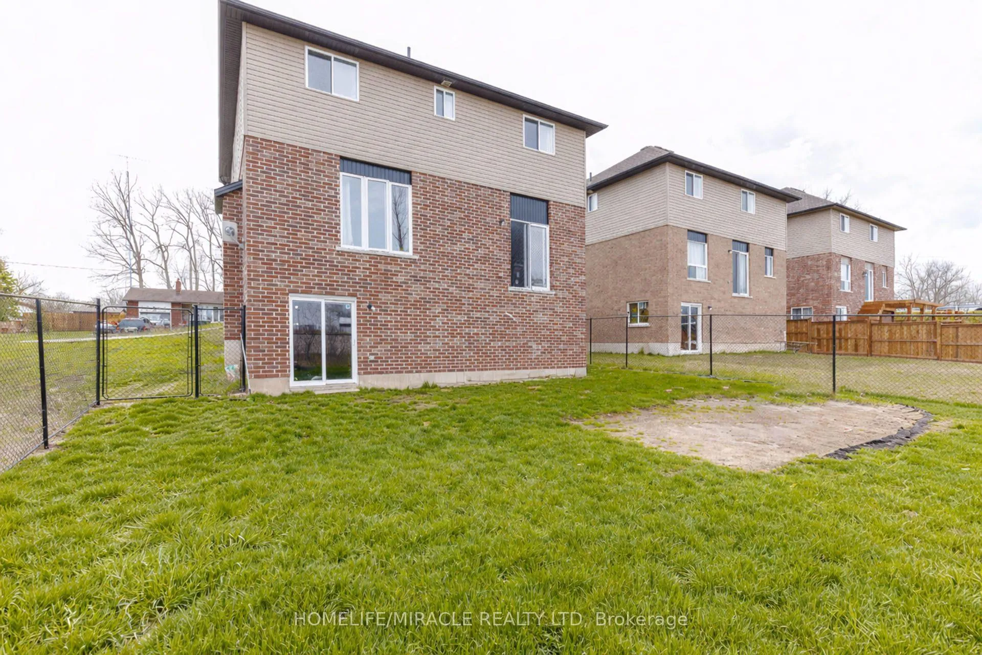 Photo 46 of 6 Hill Street, Haldimand — HOMEH