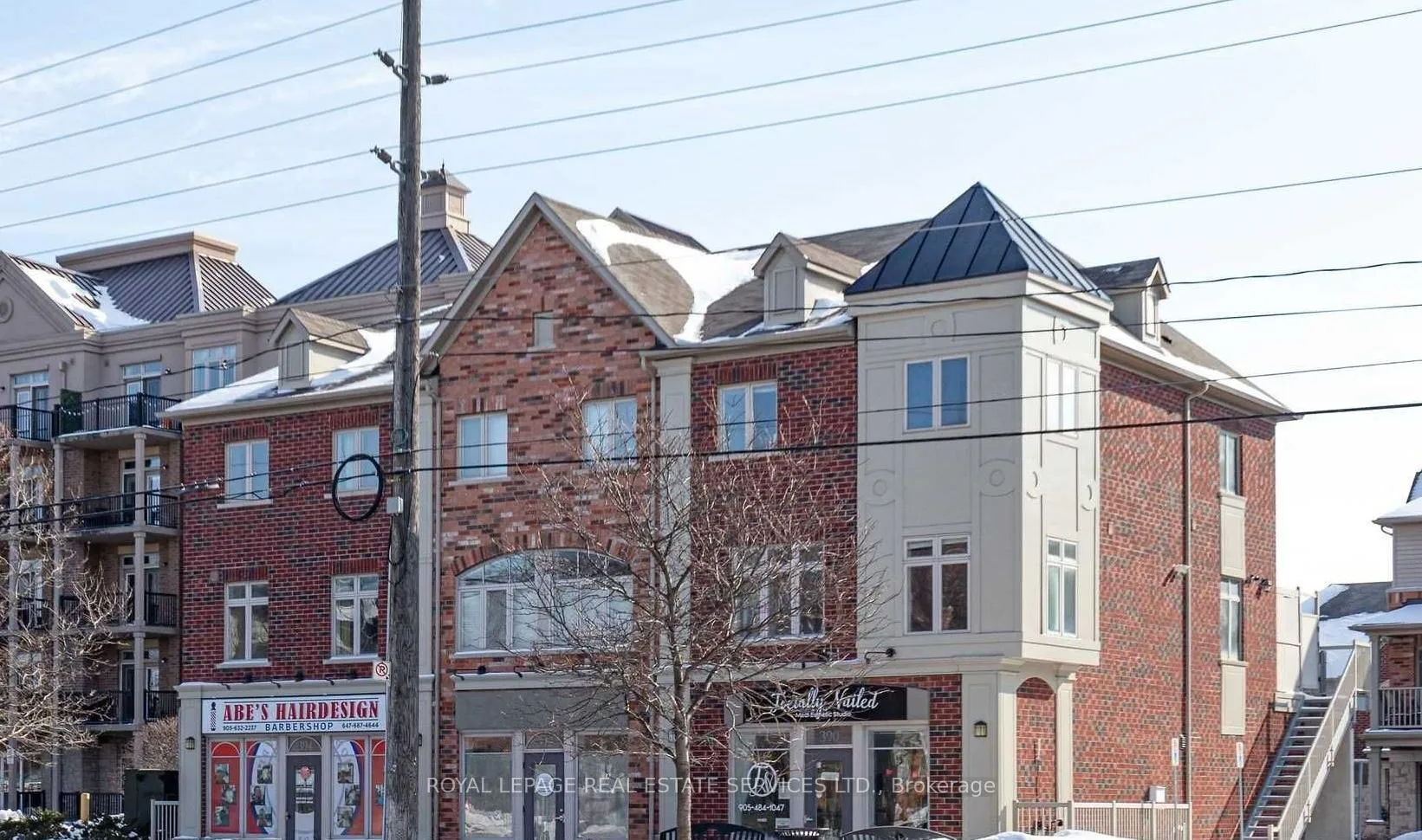 Front of Unit 6, 362 Plains Road E