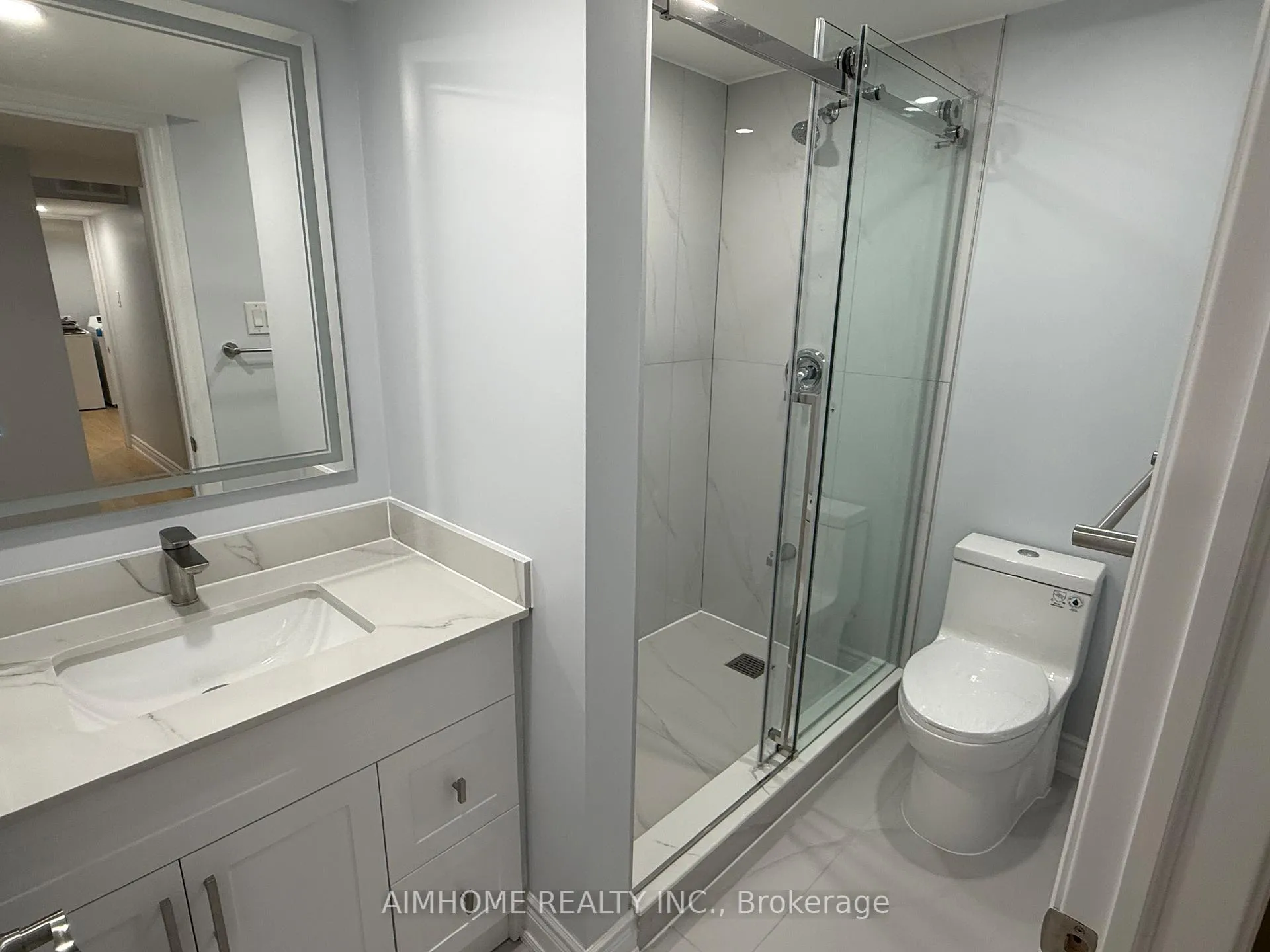 Photo 9 of 28 Desjardin Drive, Markham, Greensborough — HOMEH
