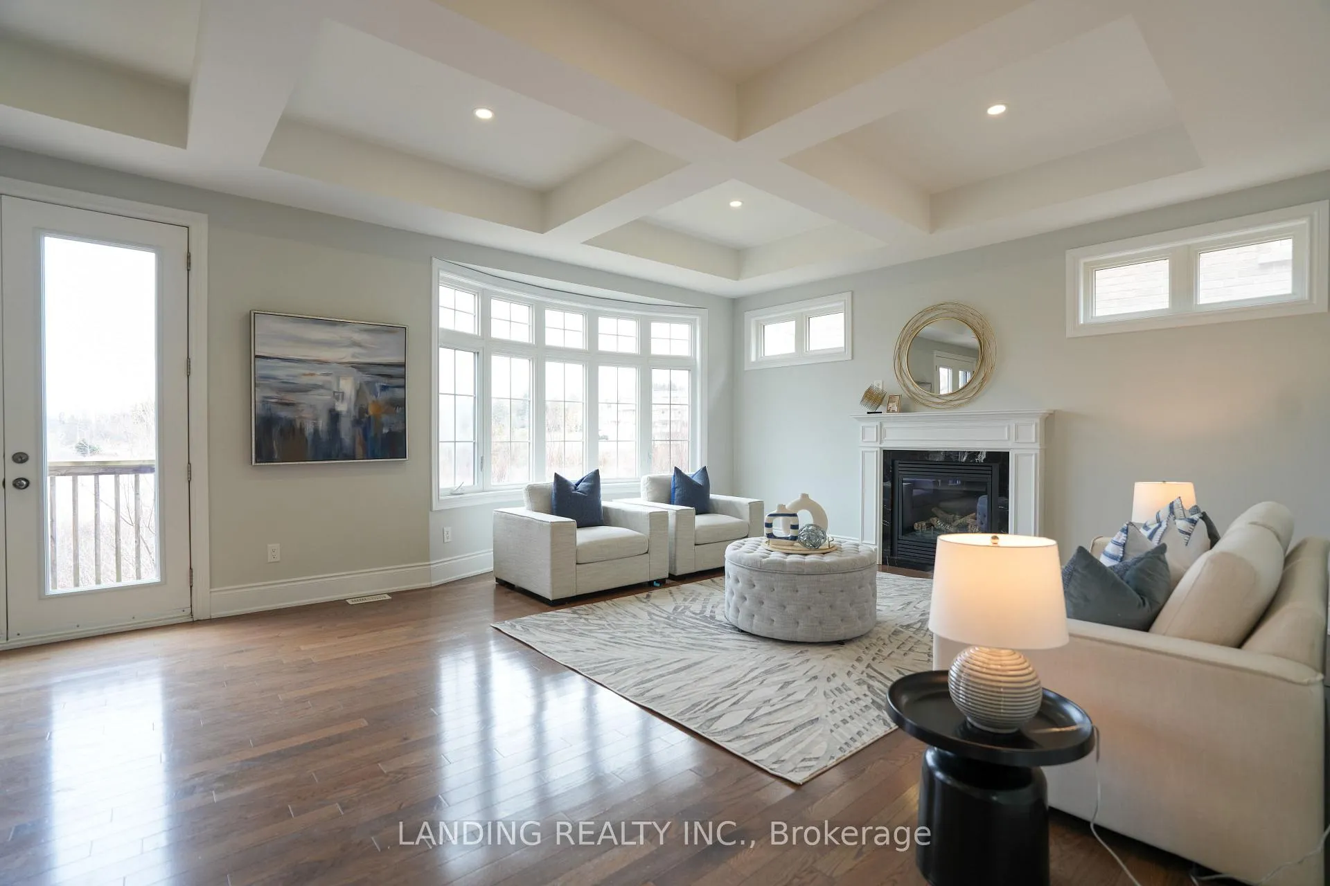 Photo 7 of 118 Burns Boulevard, King, King City — HOMEH