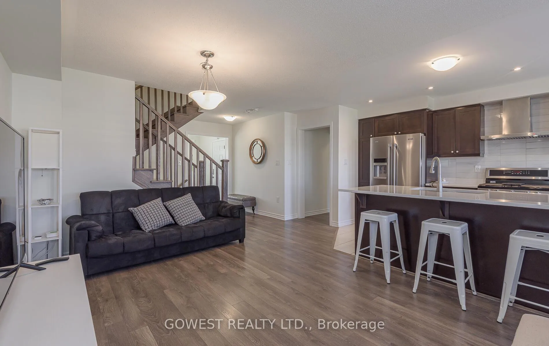 Photo 10 of 45 Stother Crescent, Bracebridge, Macaulay — HOMEH