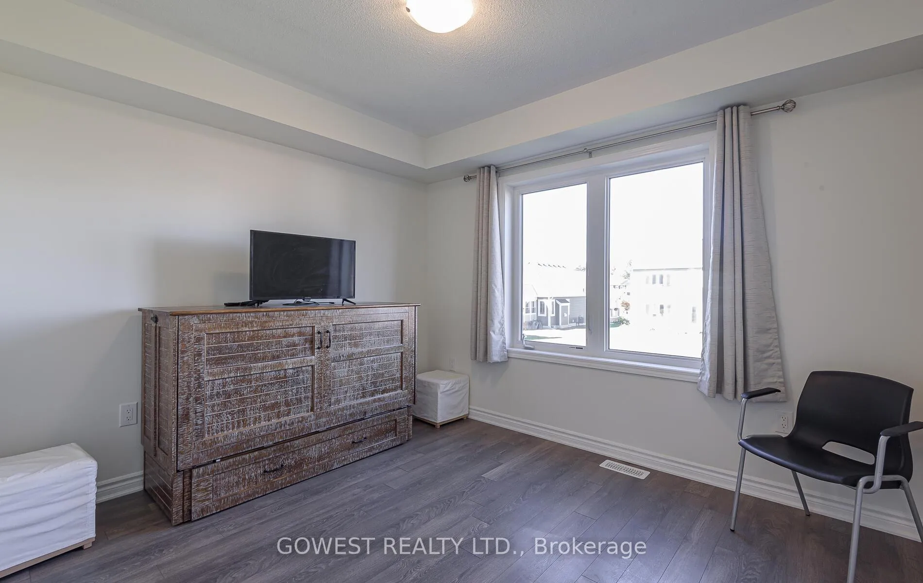 Photo 17 of 45 Stother Crescent, Bracebridge, Macaulay — HOMEH