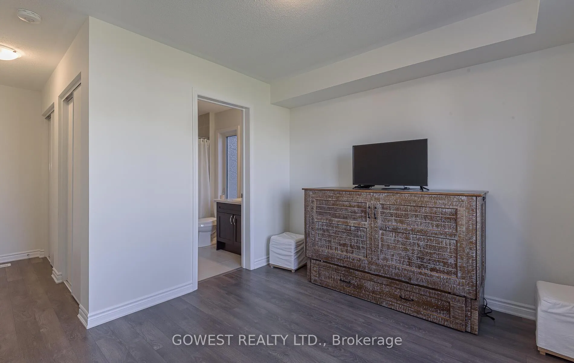 Photo 18 of 45 Stother Crescent, Bracebridge, Macaulay — HOMEH
