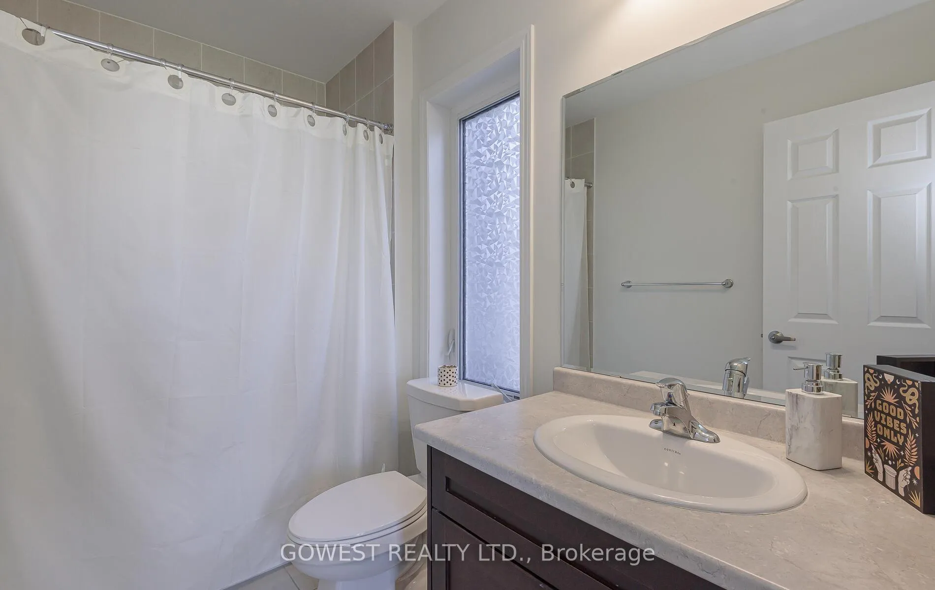 Photo 19 of 45 Stother Crescent, Bracebridge, Macaulay — HOMEH