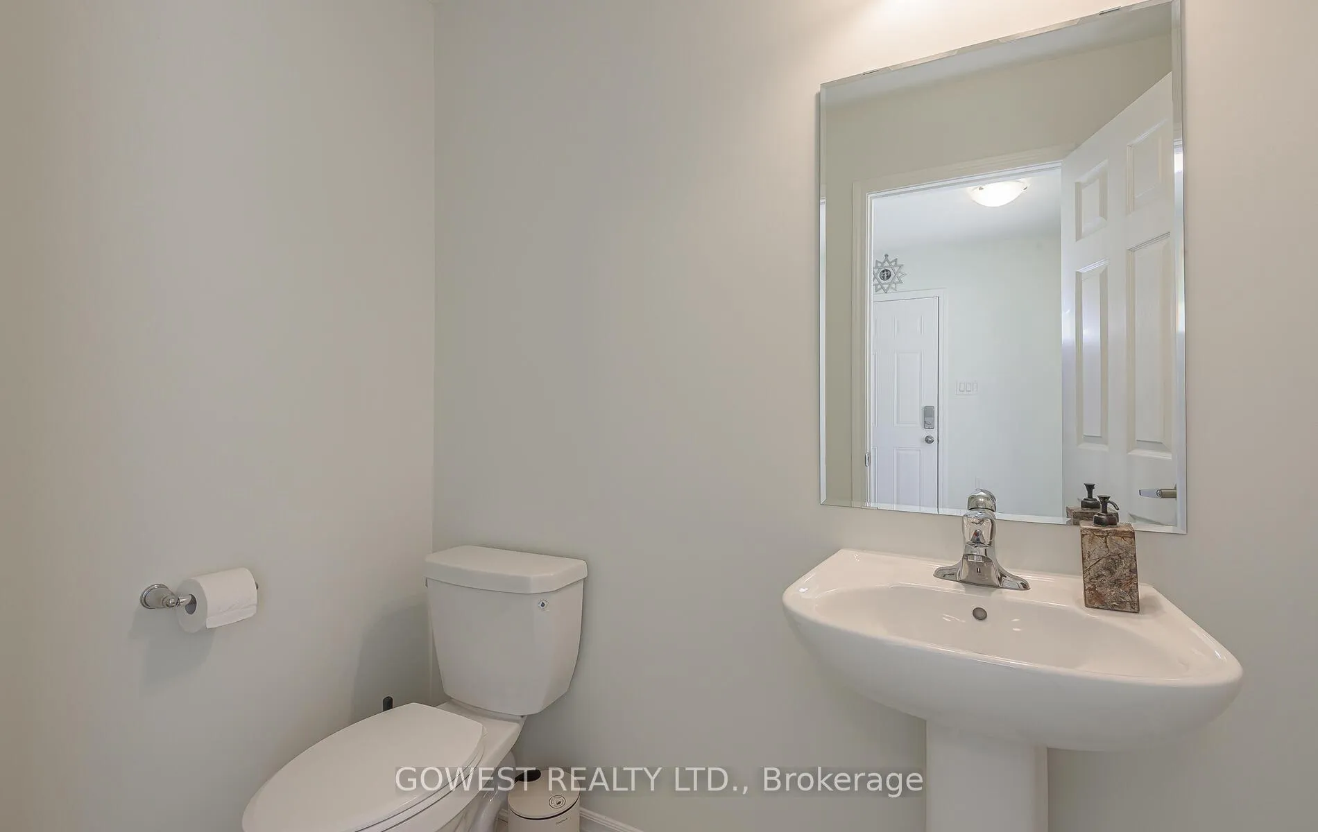 Photo 20 of 45 Stother Crescent, Bracebridge, Macaulay — HOMEH