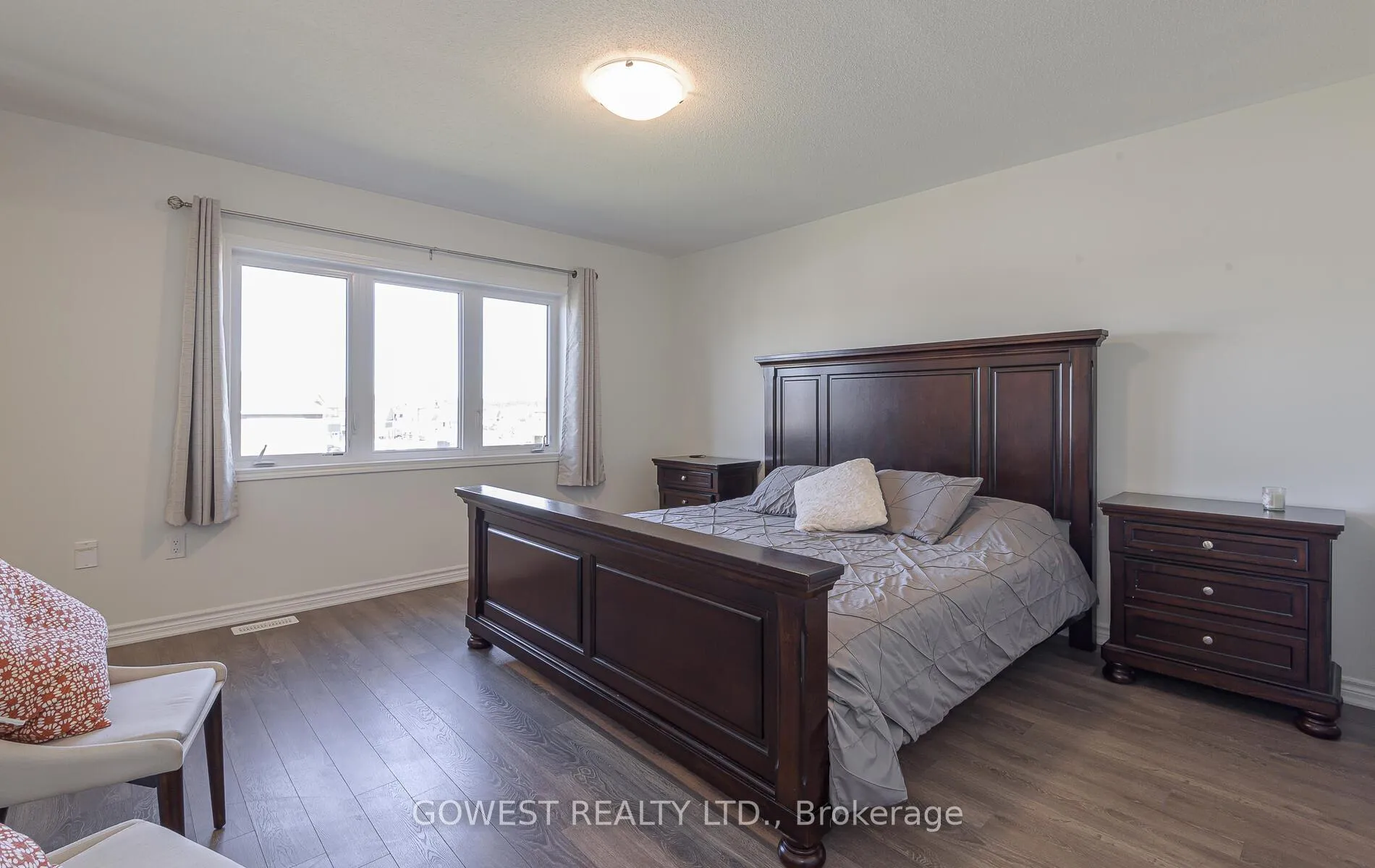 Photo 25 of 45 Stother Crescent, Bracebridge, Macaulay — HOMEH