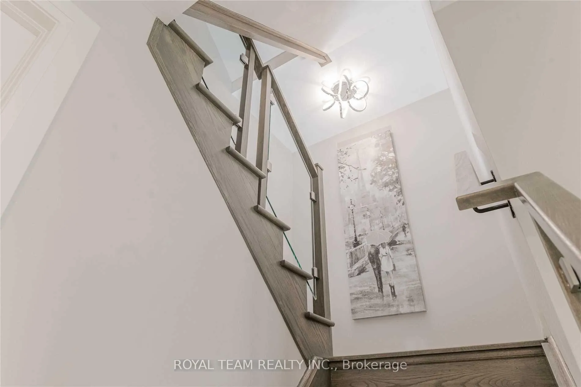 Photo 8 of 25 Kodiak Terrace, Barrie, Rural Barrie Southwest — HOMEH