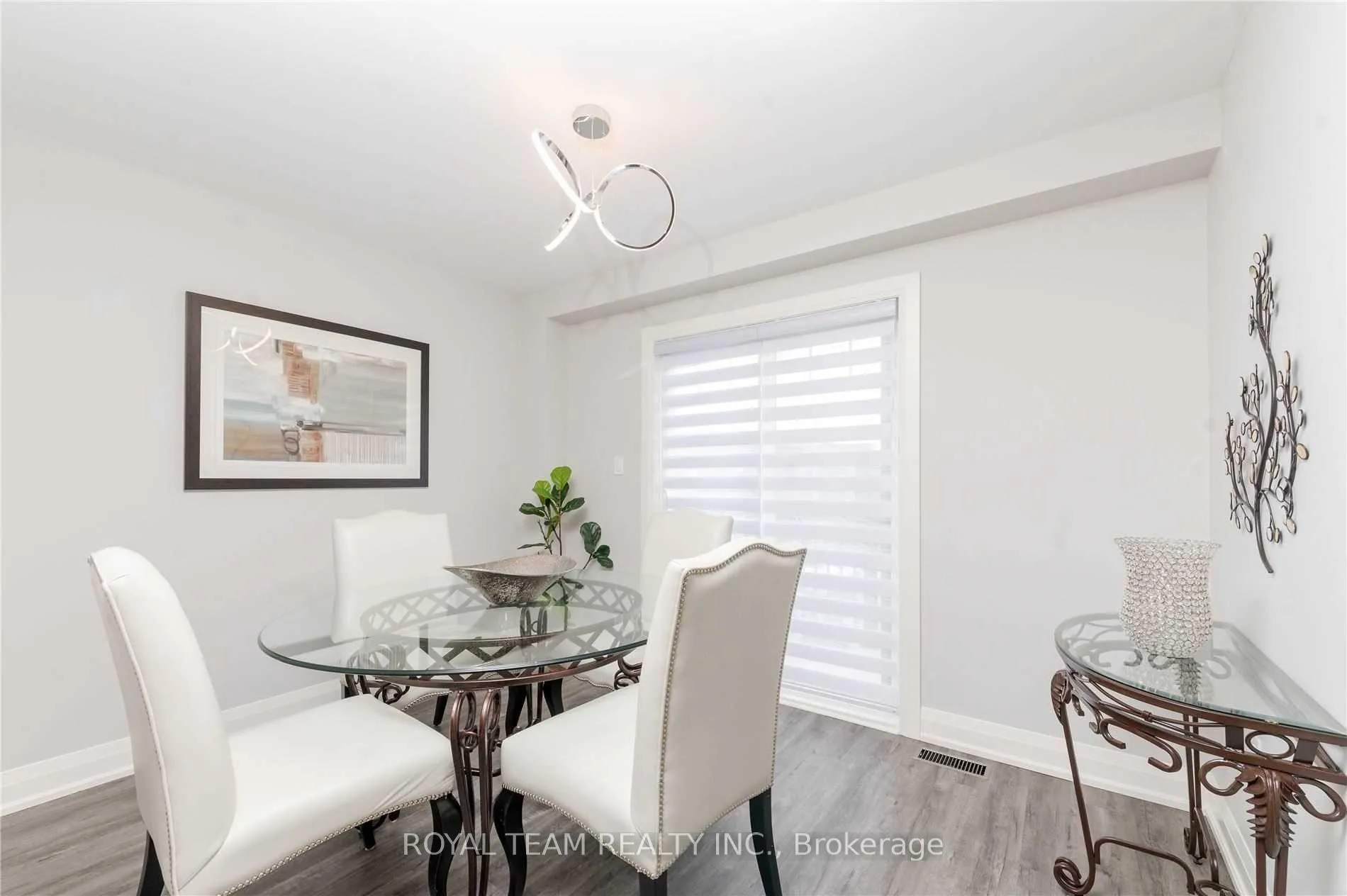 Photo 11 of 25 Kodiak Terrace, Barrie, Rural Barrie Southwest — HOMEH