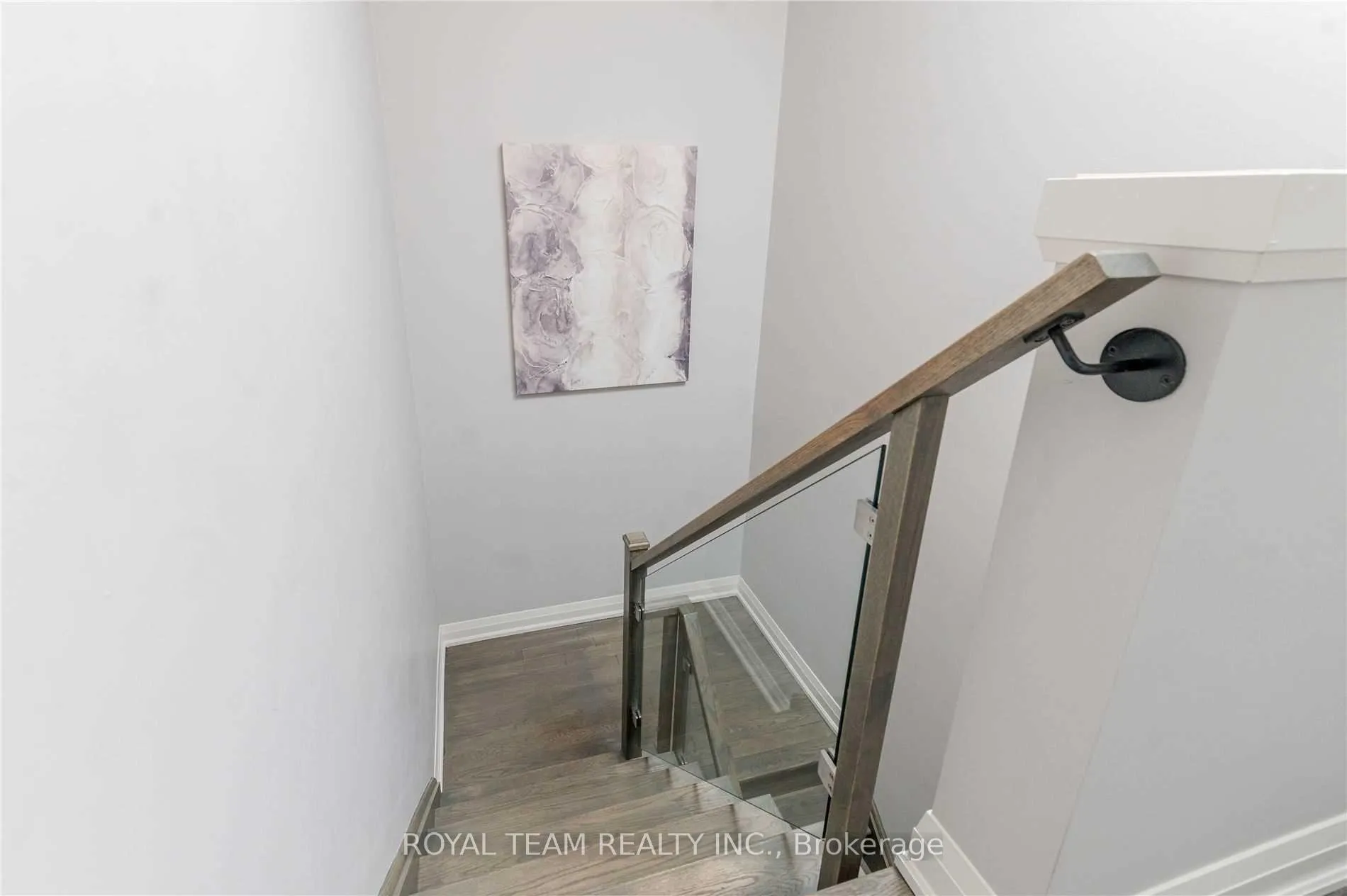 Photo 26 of 25 Kodiak Terrace, Barrie, Rural Barrie Southwest — HOMEH