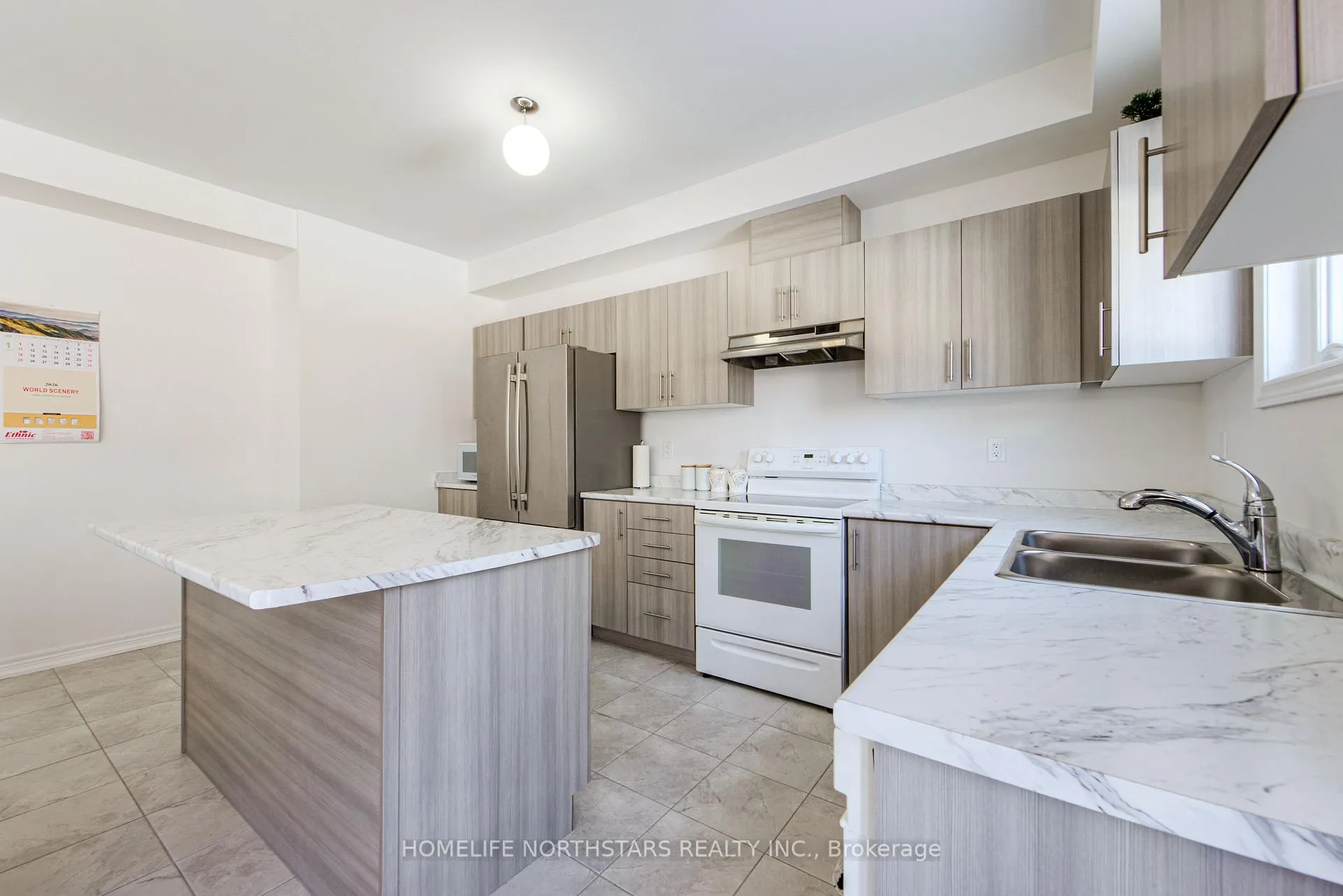 Photo 14 of 7 Wakefield Boulevard, Essa, Angus — HOMEH