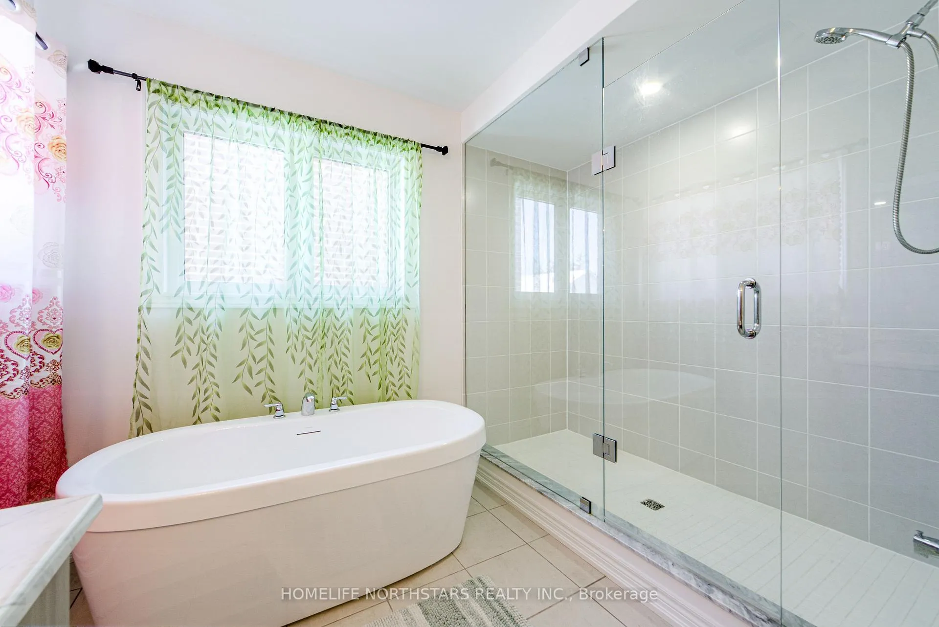 Photo 22 of 7 Wakefield Boulevard, Essa, Angus — HOMEH