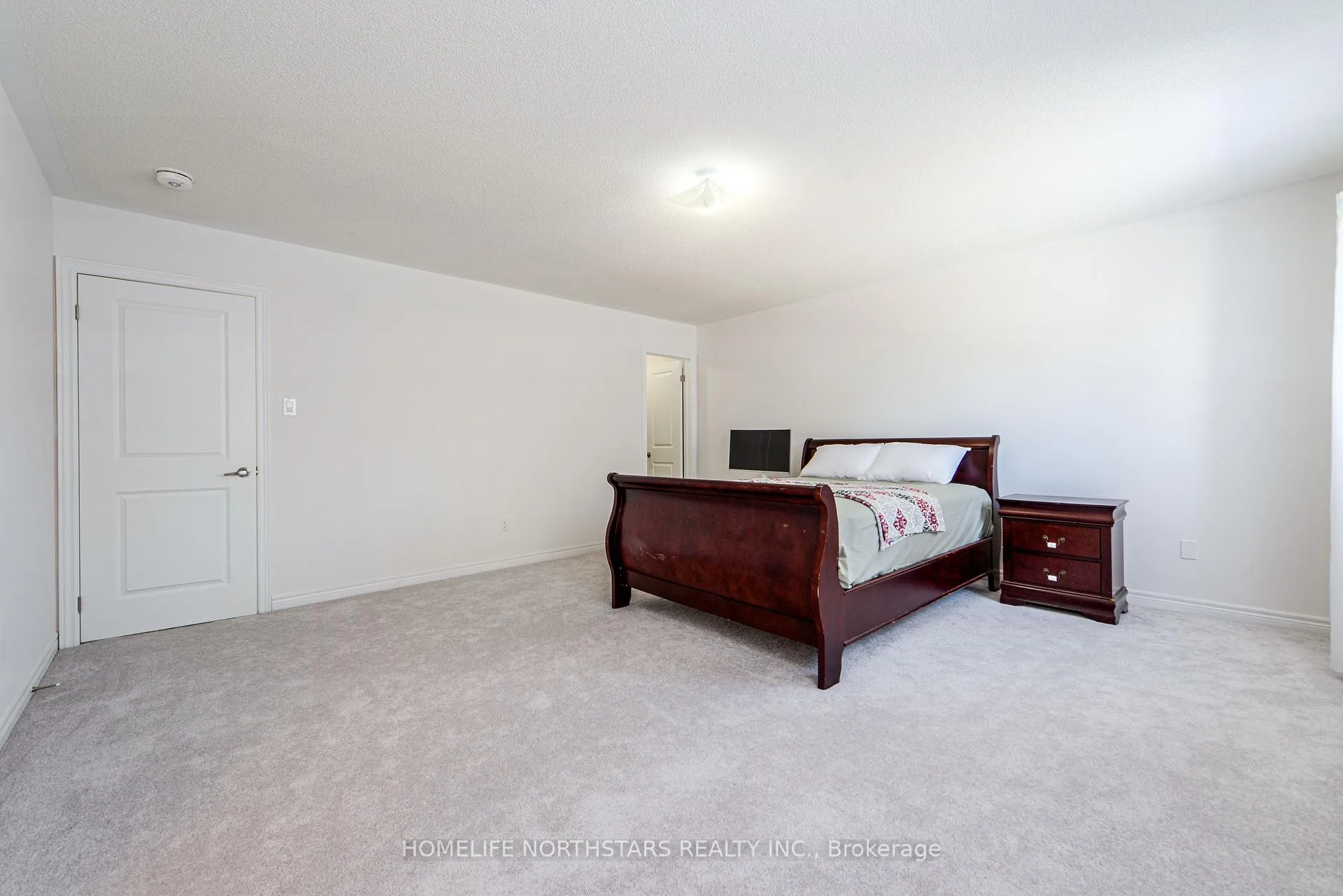 Photo 23 of 7 Wakefield Boulevard, Essa, Angus — HOMEH