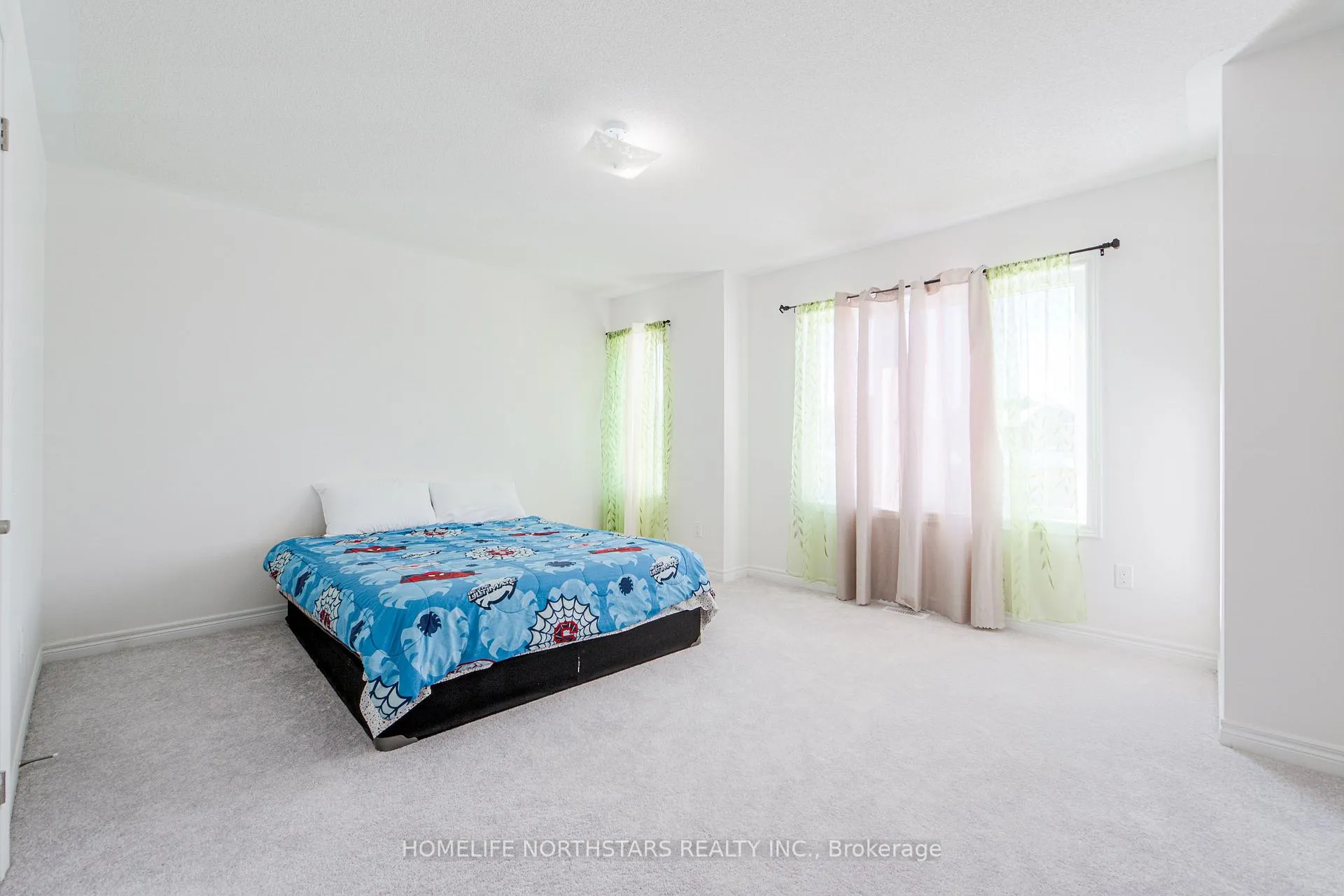 Photo 24 of 7 Wakefield Boulevard, Essa, Angus — HOMEH