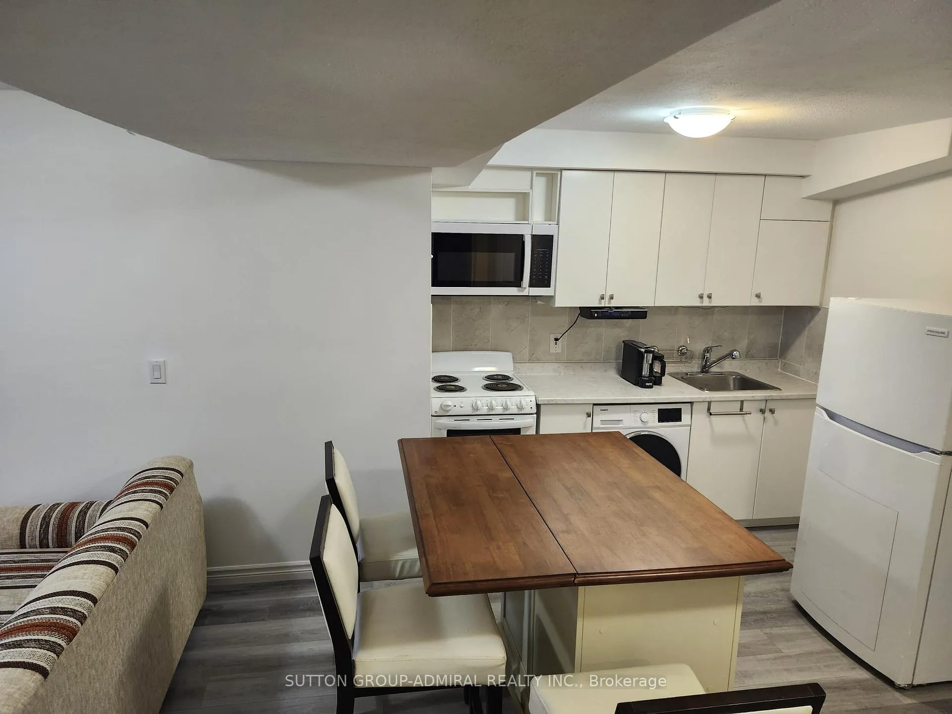 Photo 3 of 1169 Shore Acres Drive, Innisfil, Gilford — HOMEH
