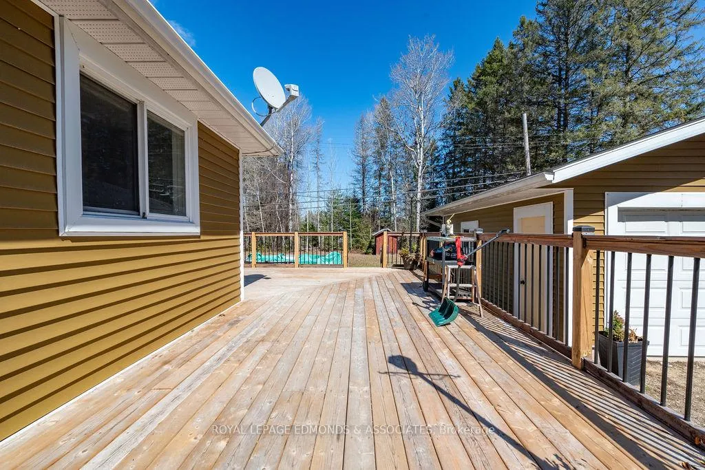 Photo 3 of 32926 Highway 17 E, Deep River — HOMEH