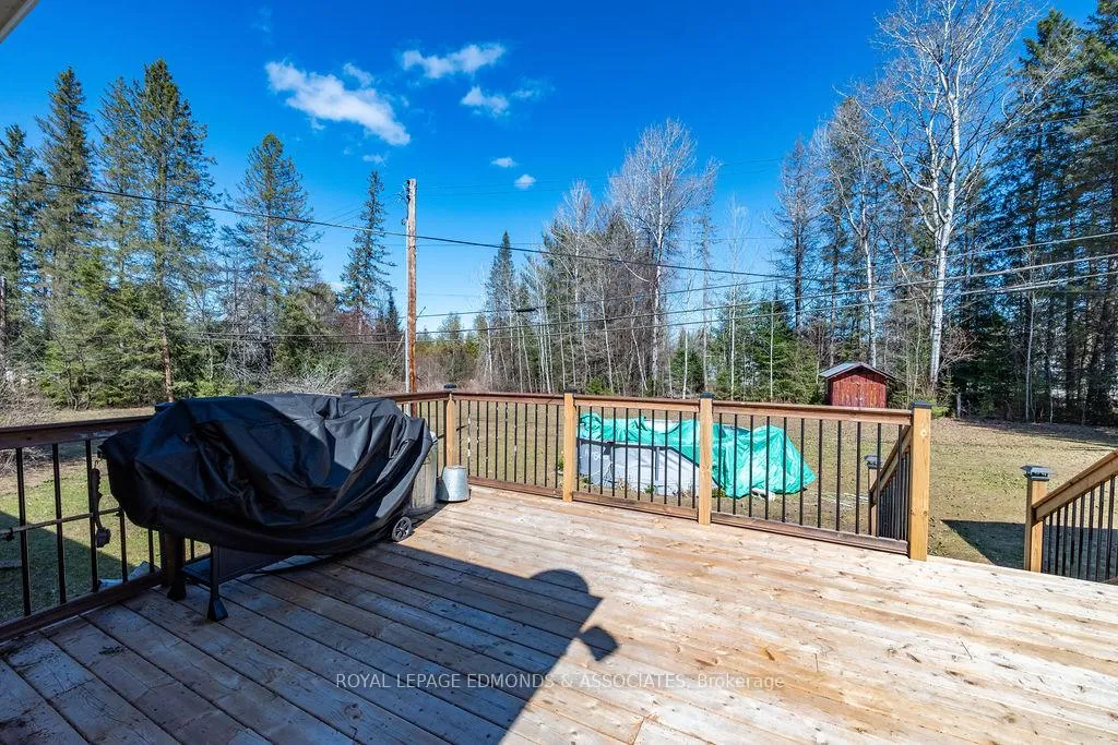 Photo 5 of 32926 Highway 17 E, Deep River — HOMEH