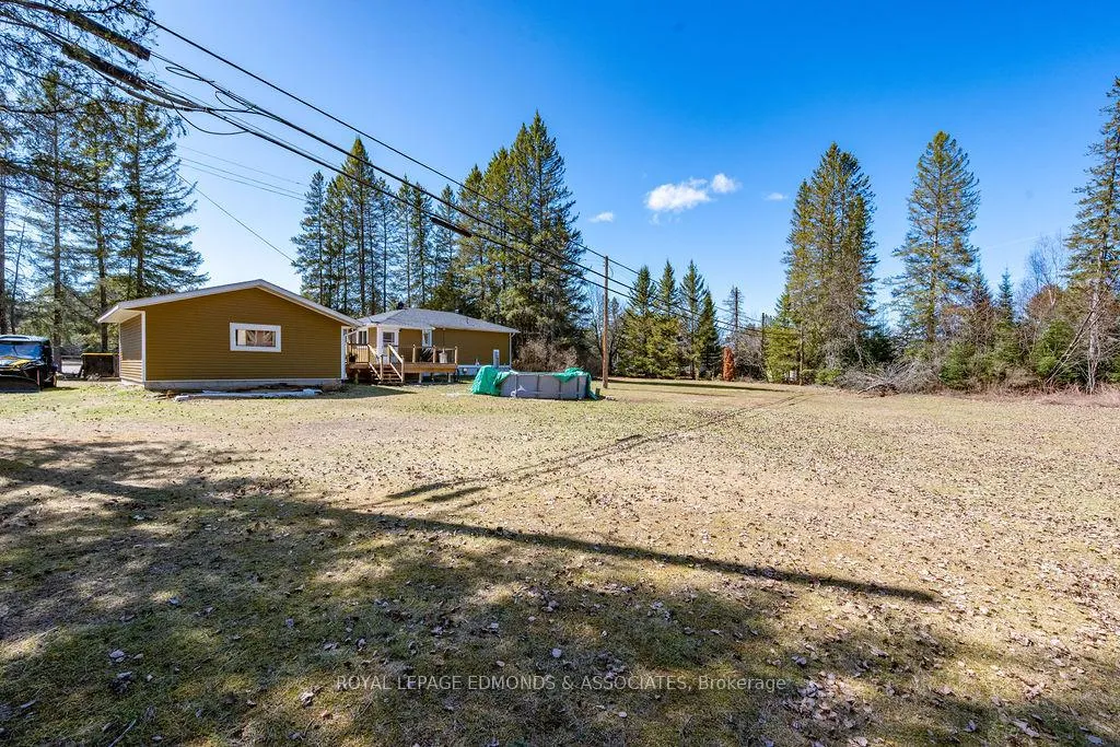 Photo 6 of 32926 Highway 17 E, Deep River — HOMEH