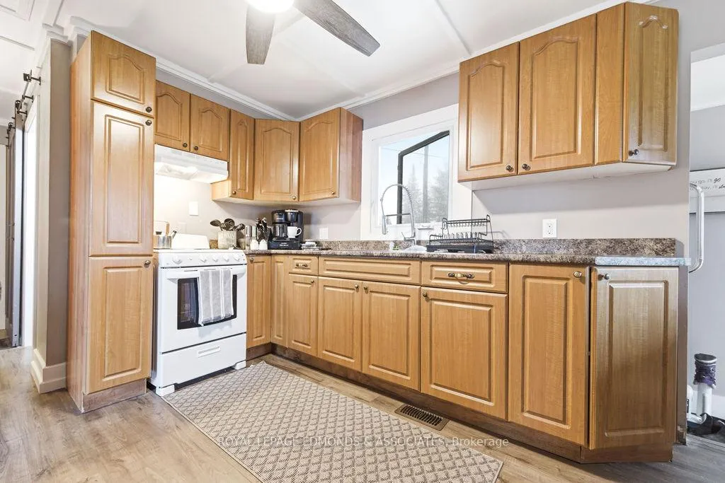 Photo 11 of 32926 Highway 17 E, Deep River — HOMEH