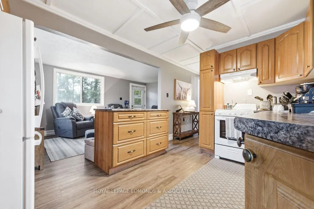 Photo 12 of 32926 Highway 17 E, Deep River — HOMEH