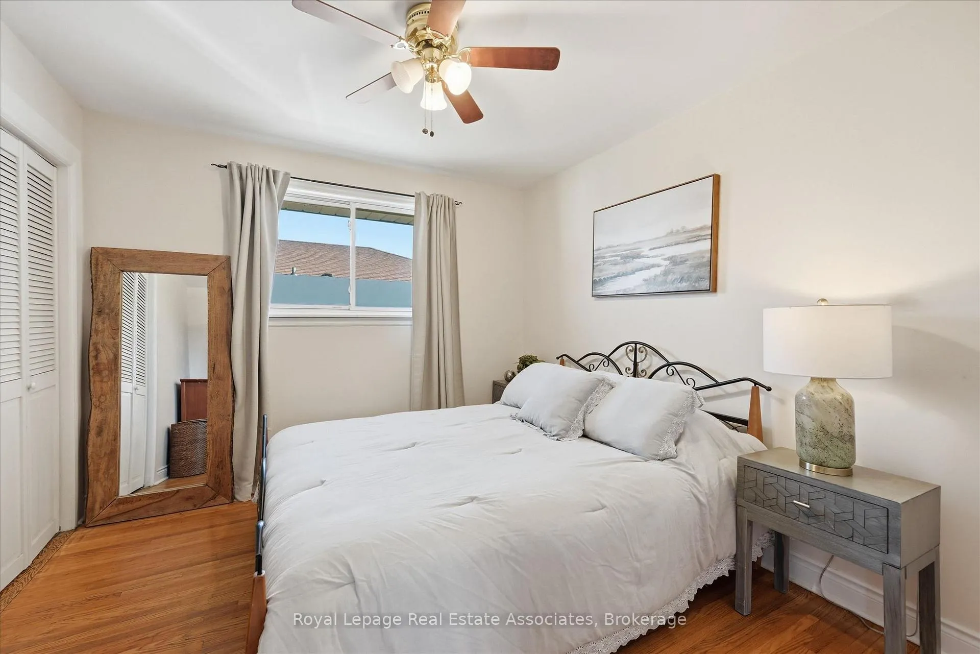 Photo 11 of 1131 Stanley Drive, Burlington, Mountainside — HOMEH