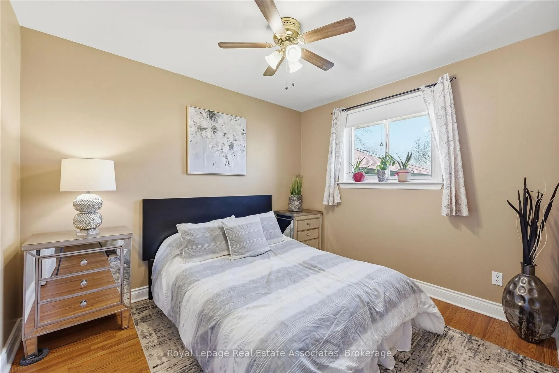 Photo 14 of 1131 Stanley Drive, Burlington, Mountainside — HOMEH
