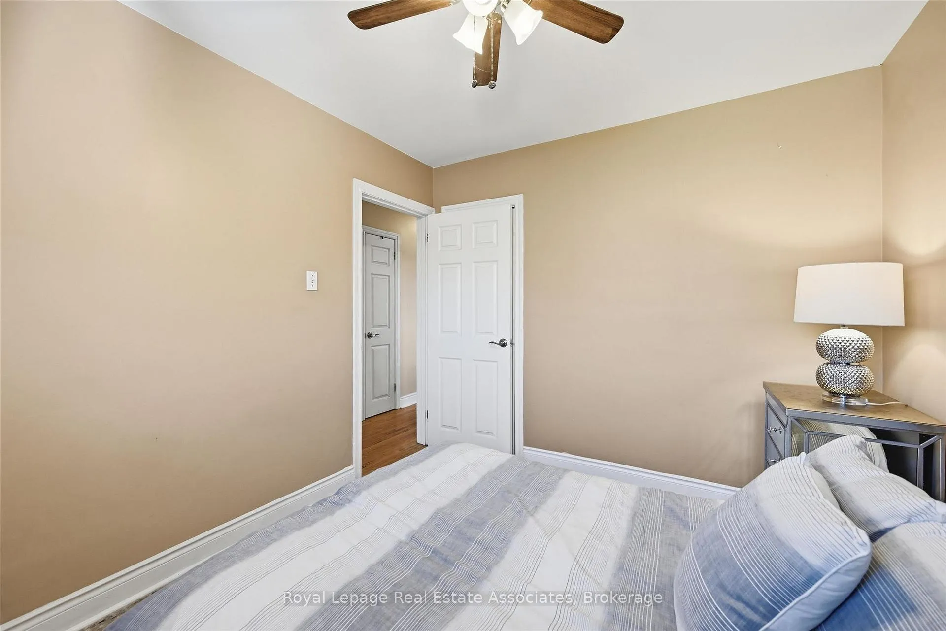 Photo 15 of 1131 Stanley Drive, Burlington, Mountainside — HOMEH