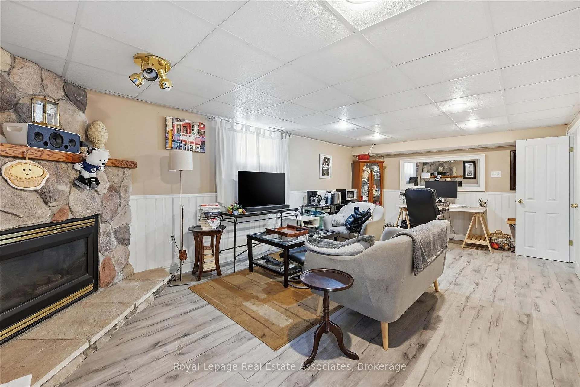 Photo 17 of 1131 Stanley Drive, Burlington, Mountainside — HOMEH