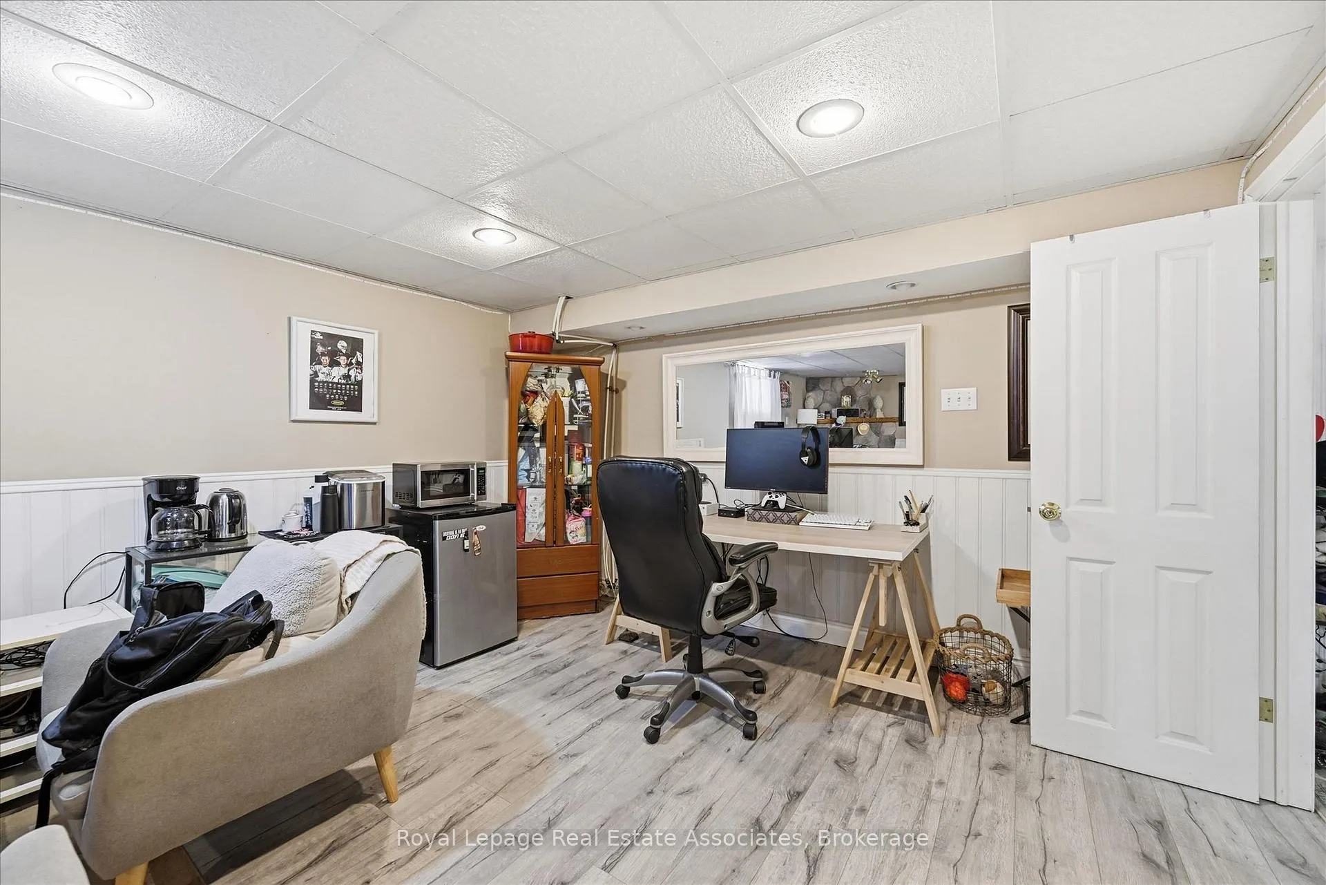 Photo 18 of 1131 Stanley Drive, Burlington, Mountainside — HOMEH