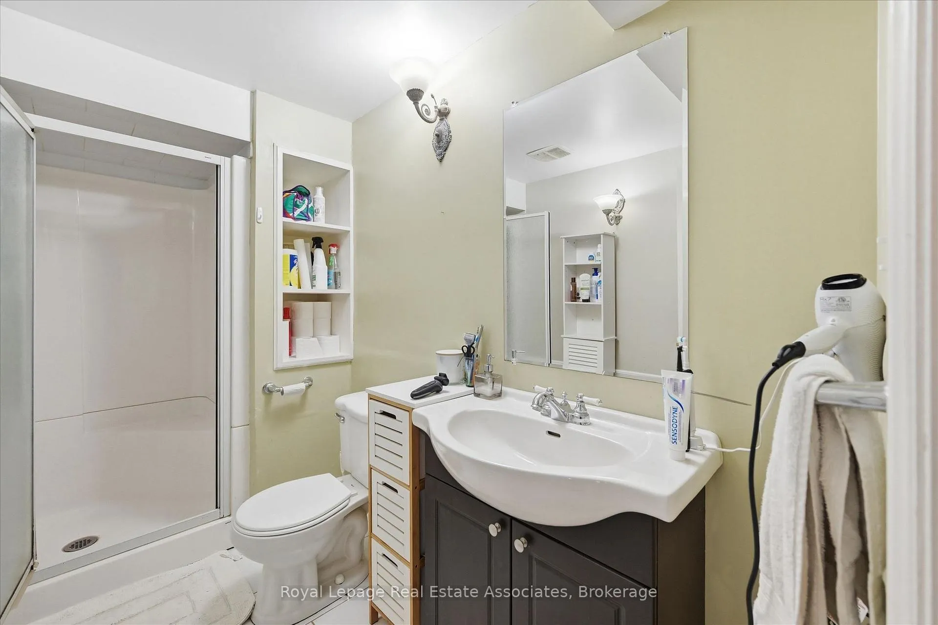 Photo 23 of 1131 Stanley Drive, Burlington, Mountainside — HOMEH