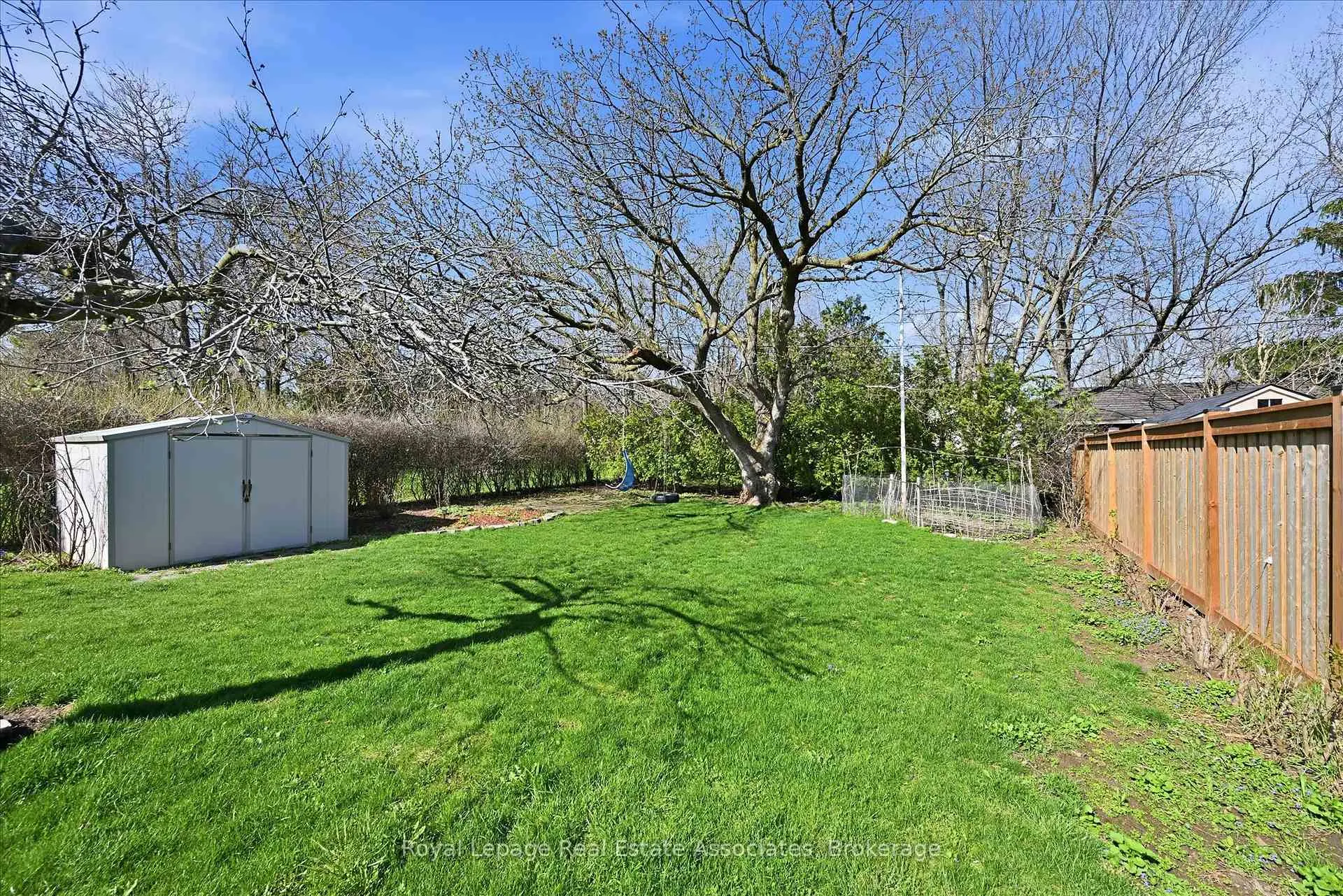 Photo 25 of 1131 Stanley Drive, Burlington, Mountainside — HOMEH
