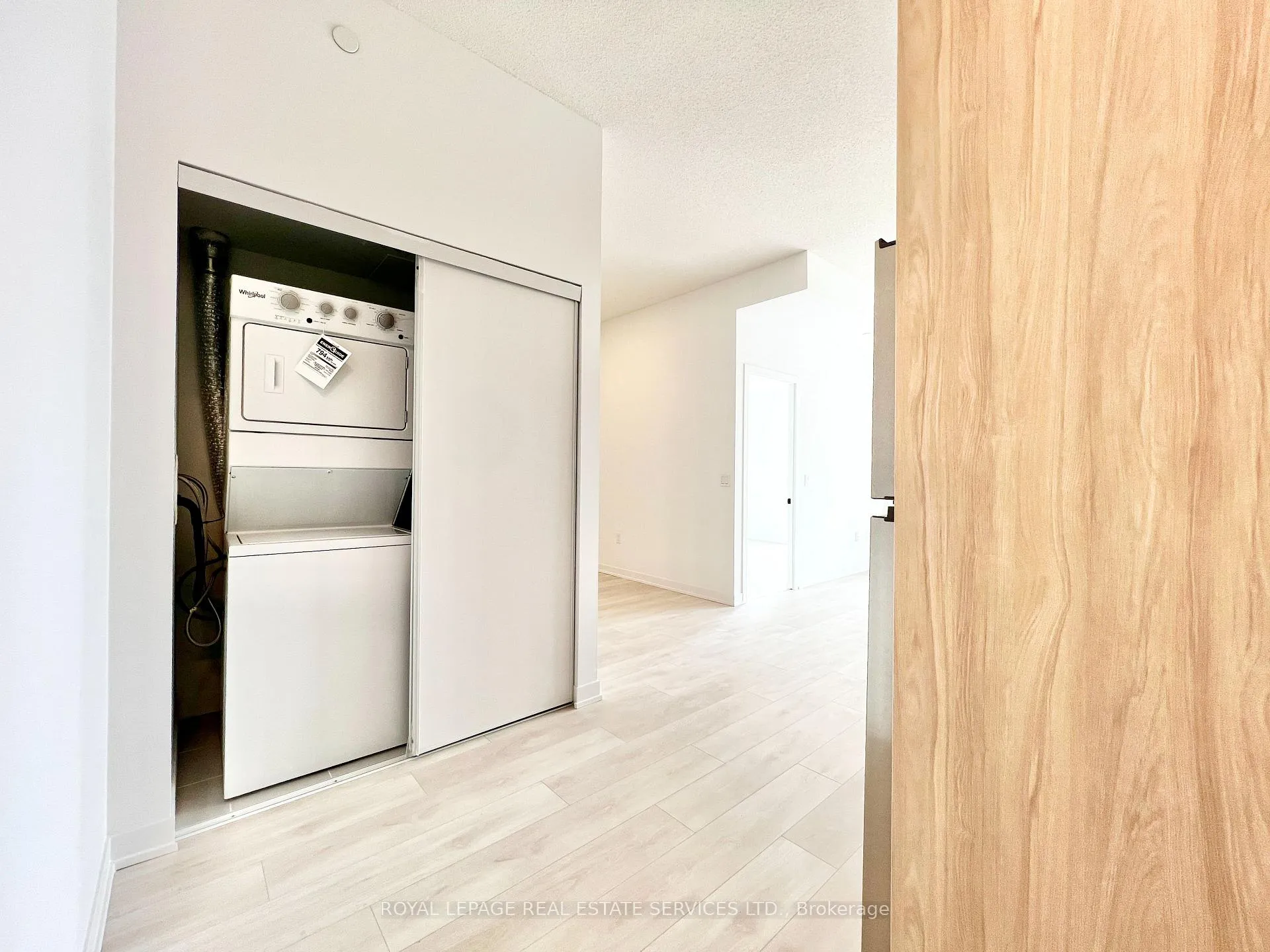 Photo 17 of Unit 309, 4878 Powers Common, Burlington, Alton — HOMEH