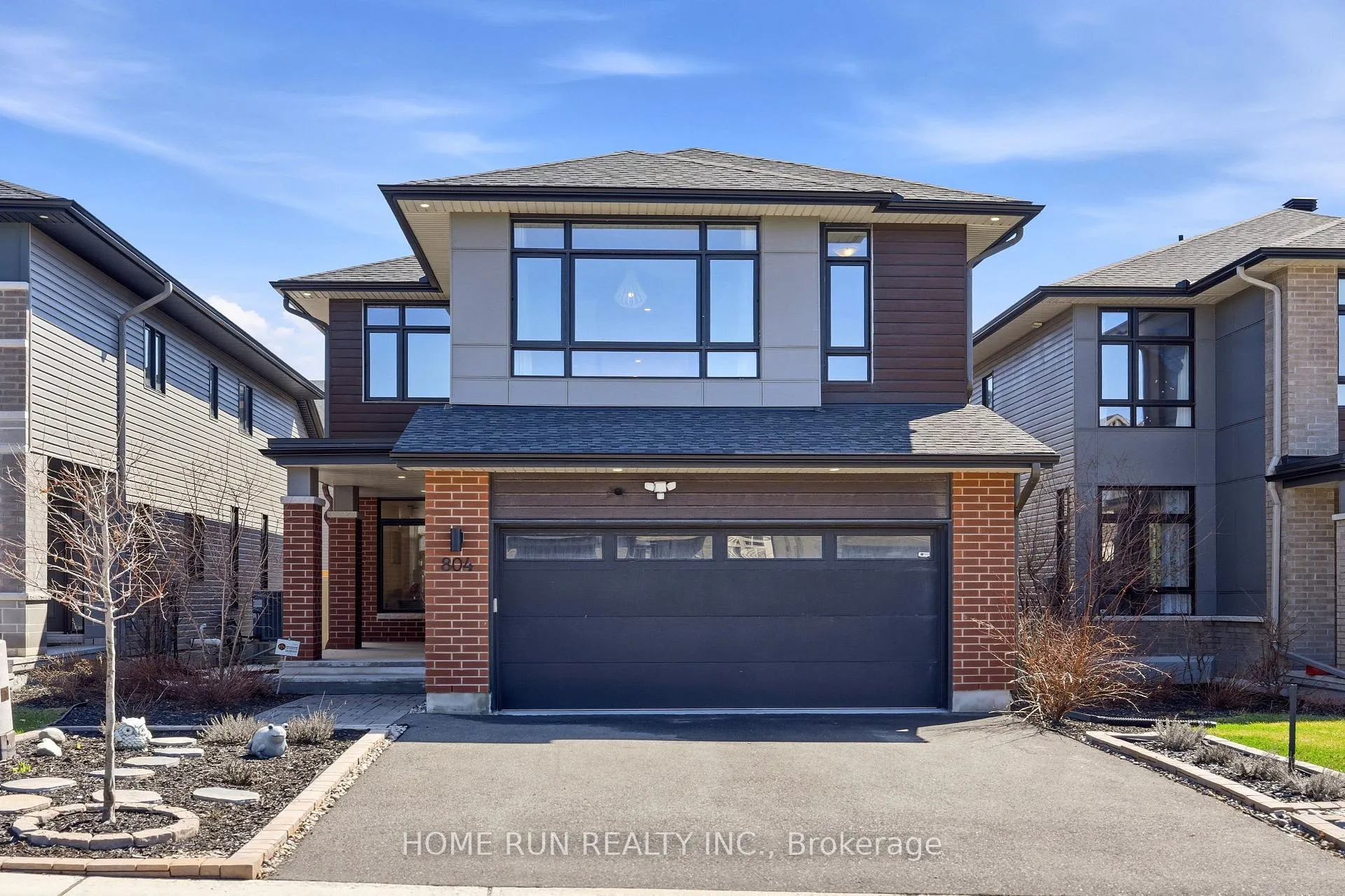 Photo 1 of 804 Atrium Ridge, Ottawa, Riverside South/Gloucester Glen — HOMEH