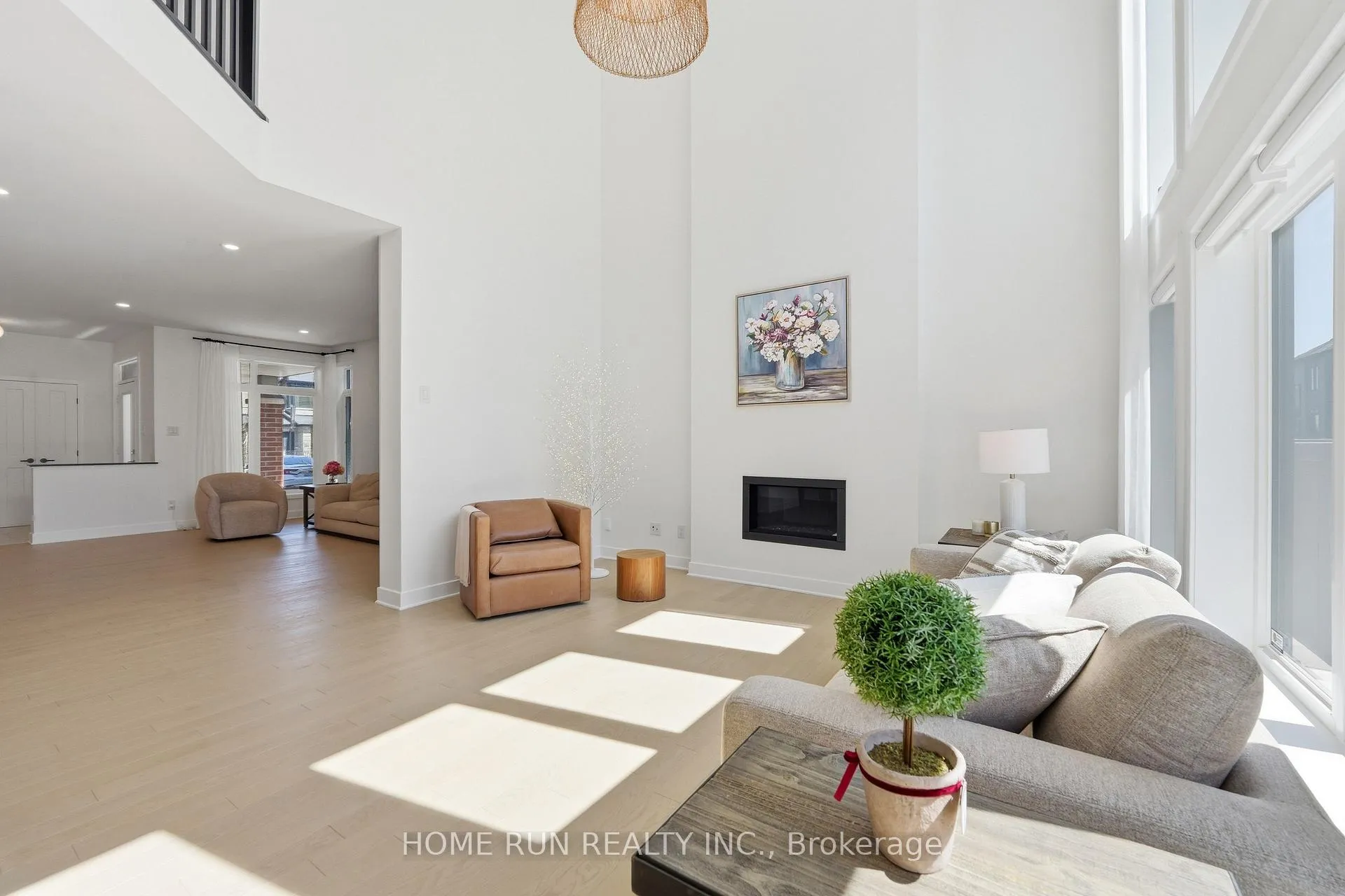 Photo 8 of 804 Atrium Ridge, Ottawa, Riverside South/Gloucester Glen — HOMEH