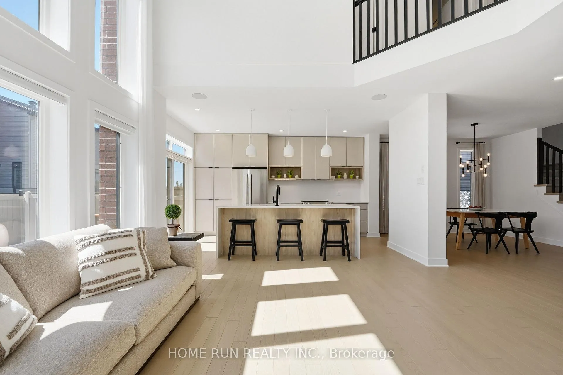 Photo 10 of 804 Atrium Ridge, Ottawa, Riverside South/Gloucester Glen — HOMEH