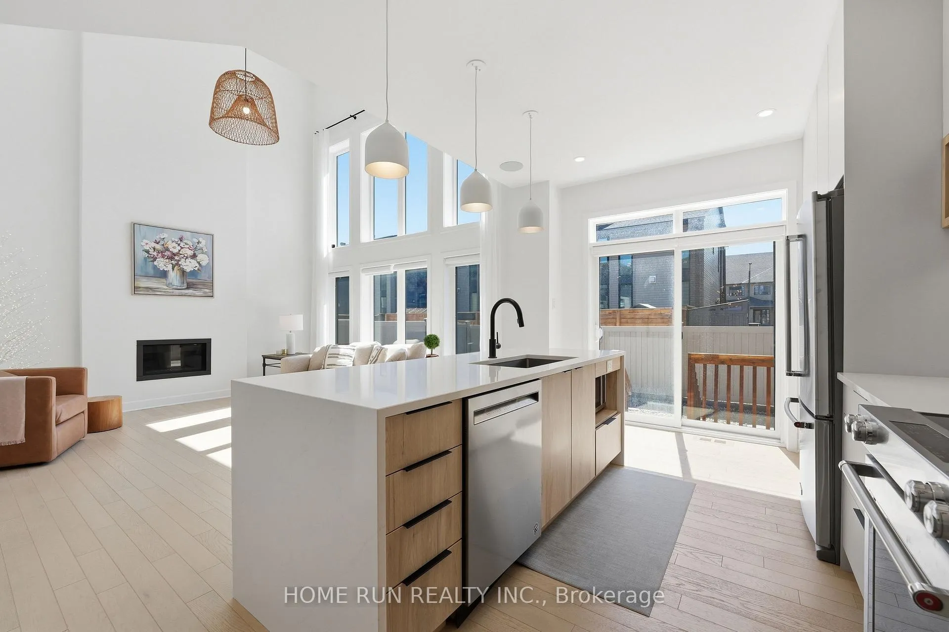 Photo 12 of 804 Atrium Ridge, Ottawa, Riverside South/Gloucester Glen — HOMEH