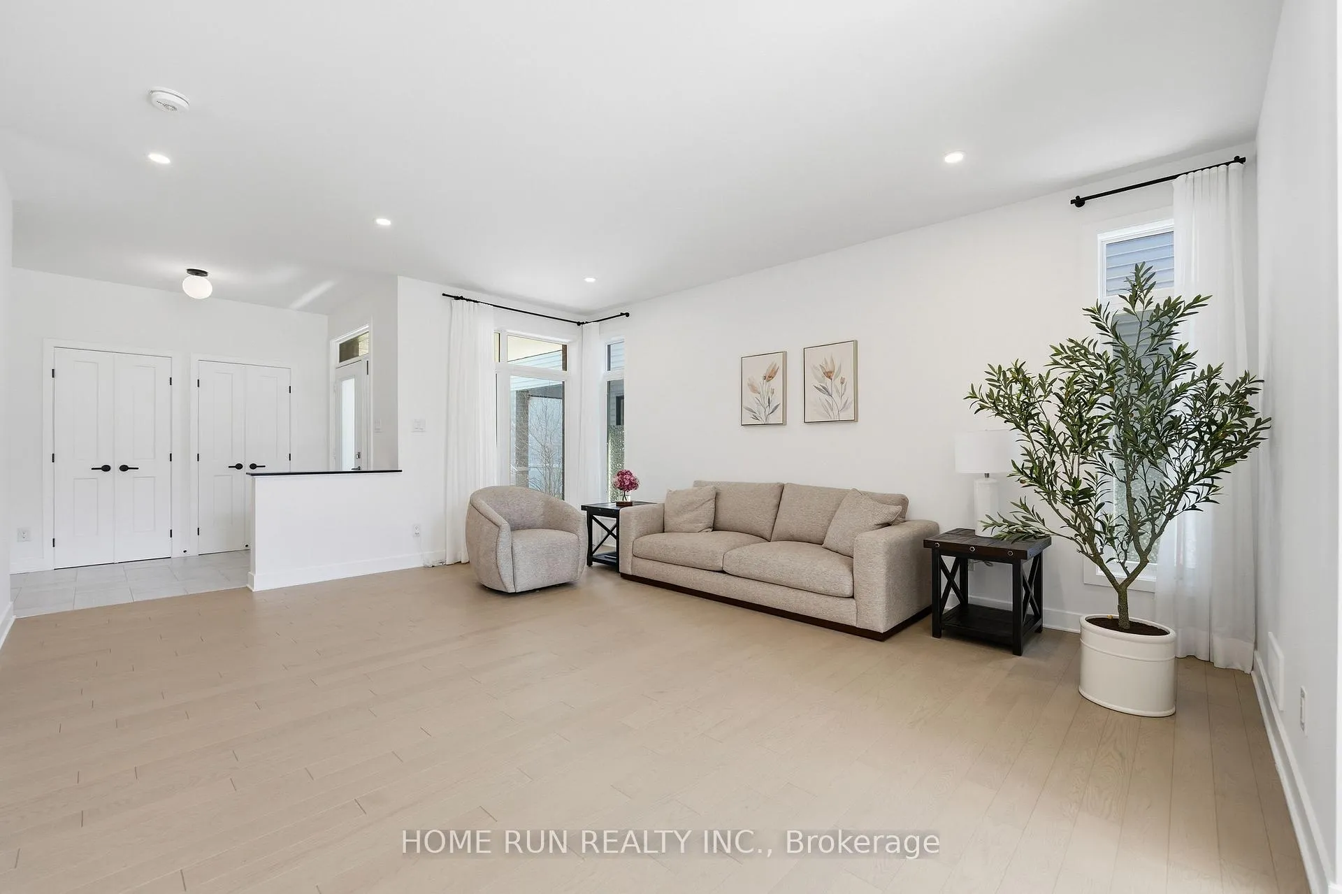 Photo 19 of 804 Atrium Ridge, Ottawa, Riverside South/Gloucester Glen — HOMEH