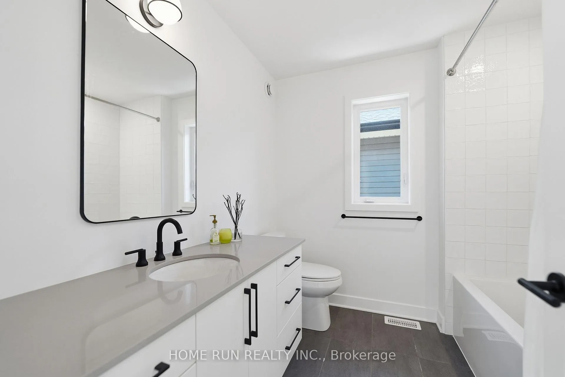 Photo 42 of 804 Atrium Ridge, Ottawa, Riverside South/Gloucester Glen — HOMEH