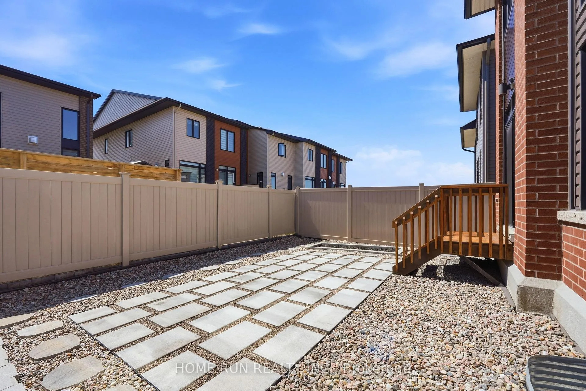 Photo 47 of 804 Atrium Ridge, Ottawa, Riverside South/Gloucester Glen — HOMEH