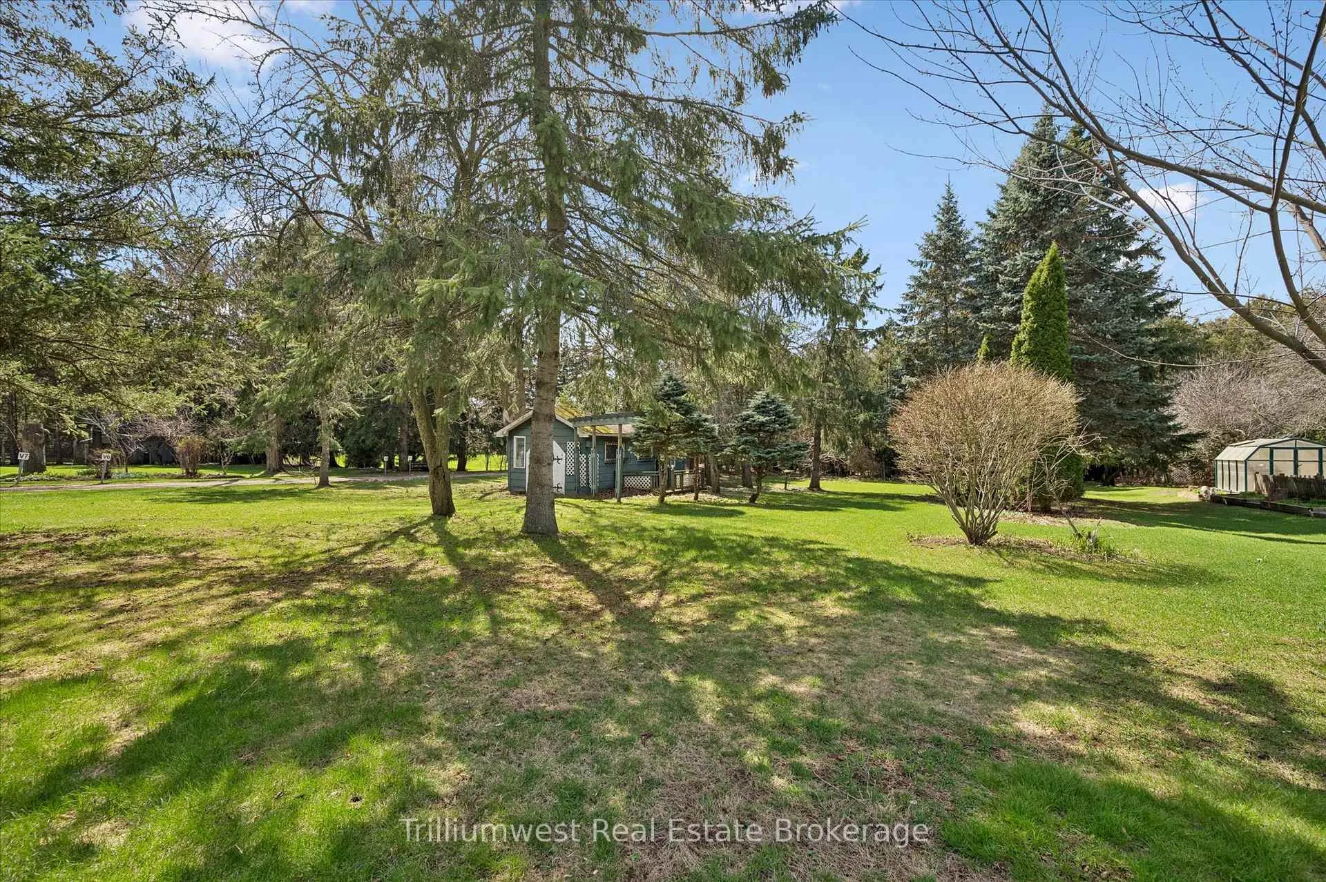 Photo 33 of 1512 Mannheim Road, Wilmot — HOMEH