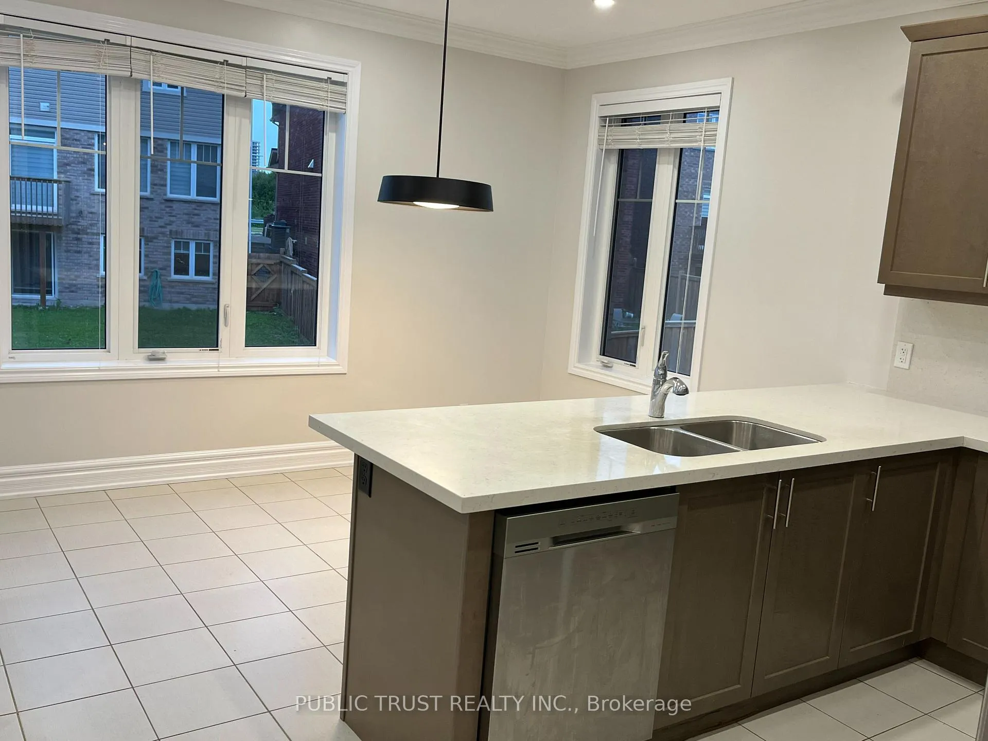 Photo 9 of 2360 Dobbinton Street, Oshawa, Windfields — HOMEH