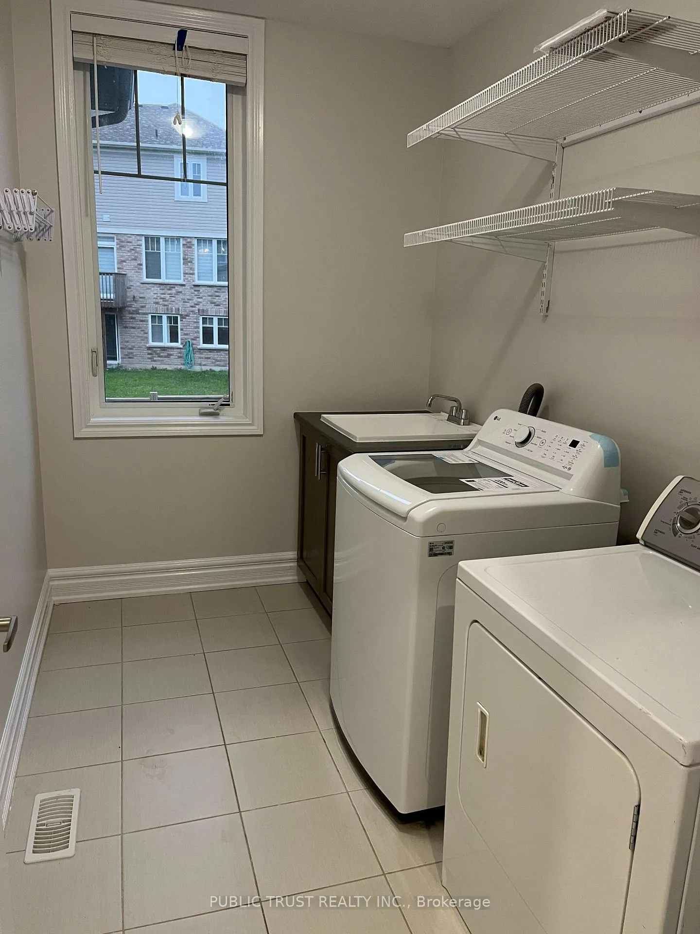 Photo 17 of 2360 Dobbinton Street, Oshawa, Windfields — HOMEH