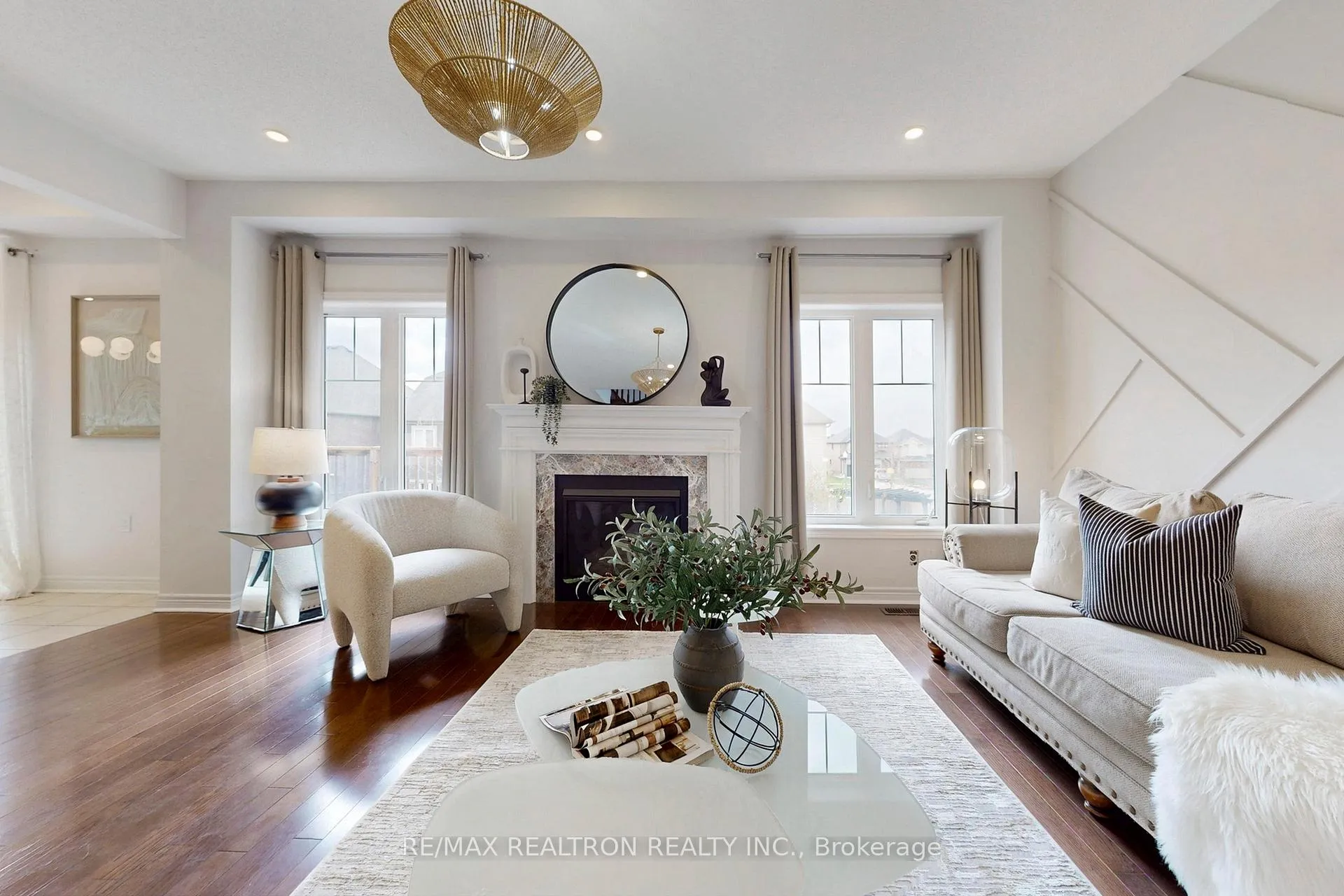 Photo 10 of 63 Pieter Vos Drive, Kitchener — HOMEH