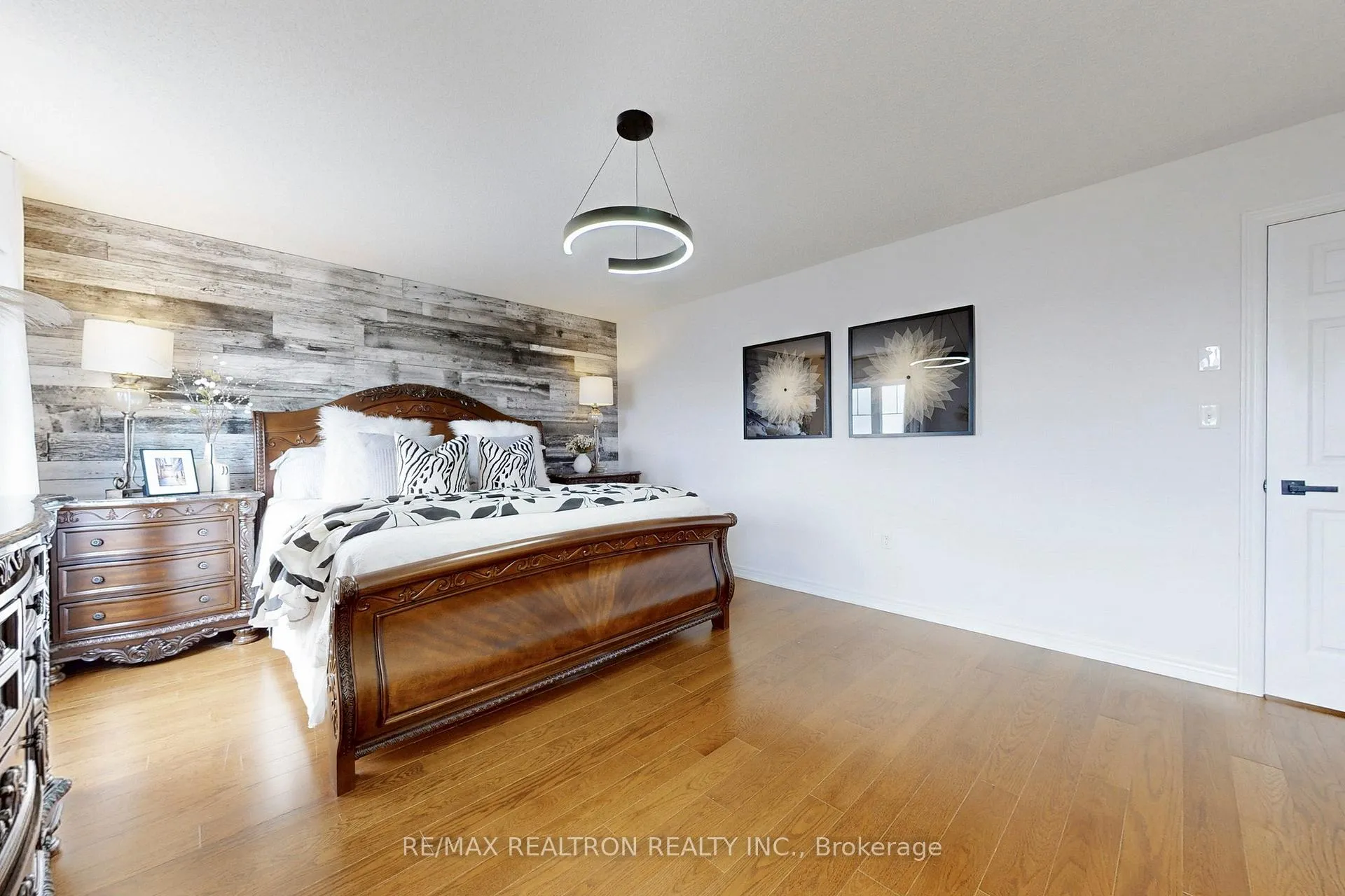 Photo 17 of 63 Pieter Vos Drive, Kitchener — HOMEH